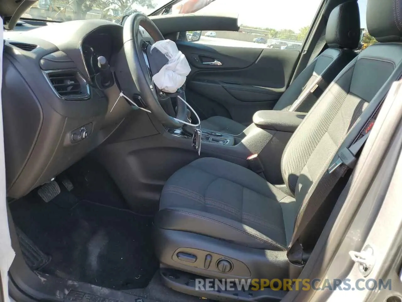 7 Photograph of a damaged car 3GNAXMEG9RS122480 CHEVROLET EQUINOX 2024