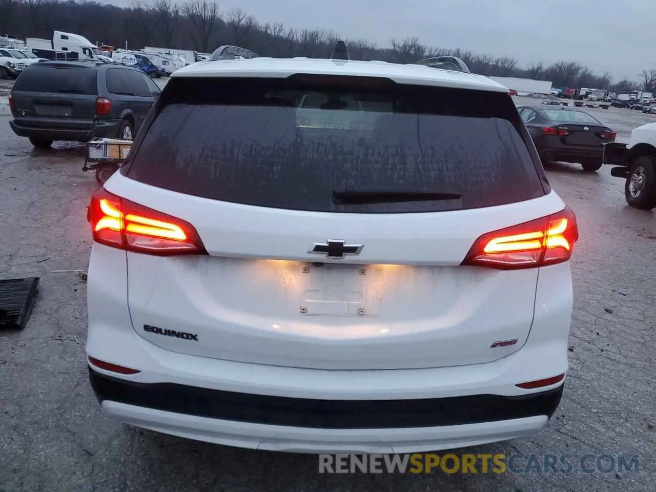 6 Photograph of a damaged car 3GNAXMEGXRS130622 CHEVROLET EQUINOX 2024