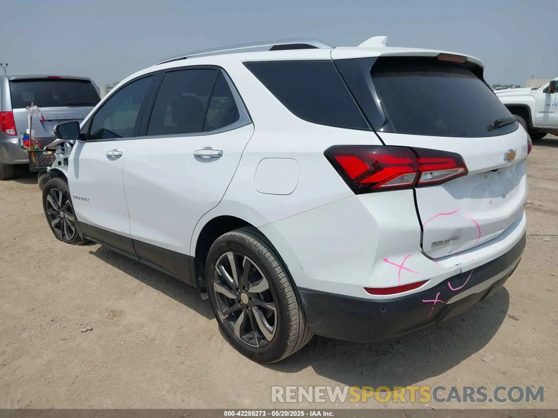 3 Photograph of a damaged car 3GNAXNEG1RL123820 CHEVROLET EQUINOX 2024
