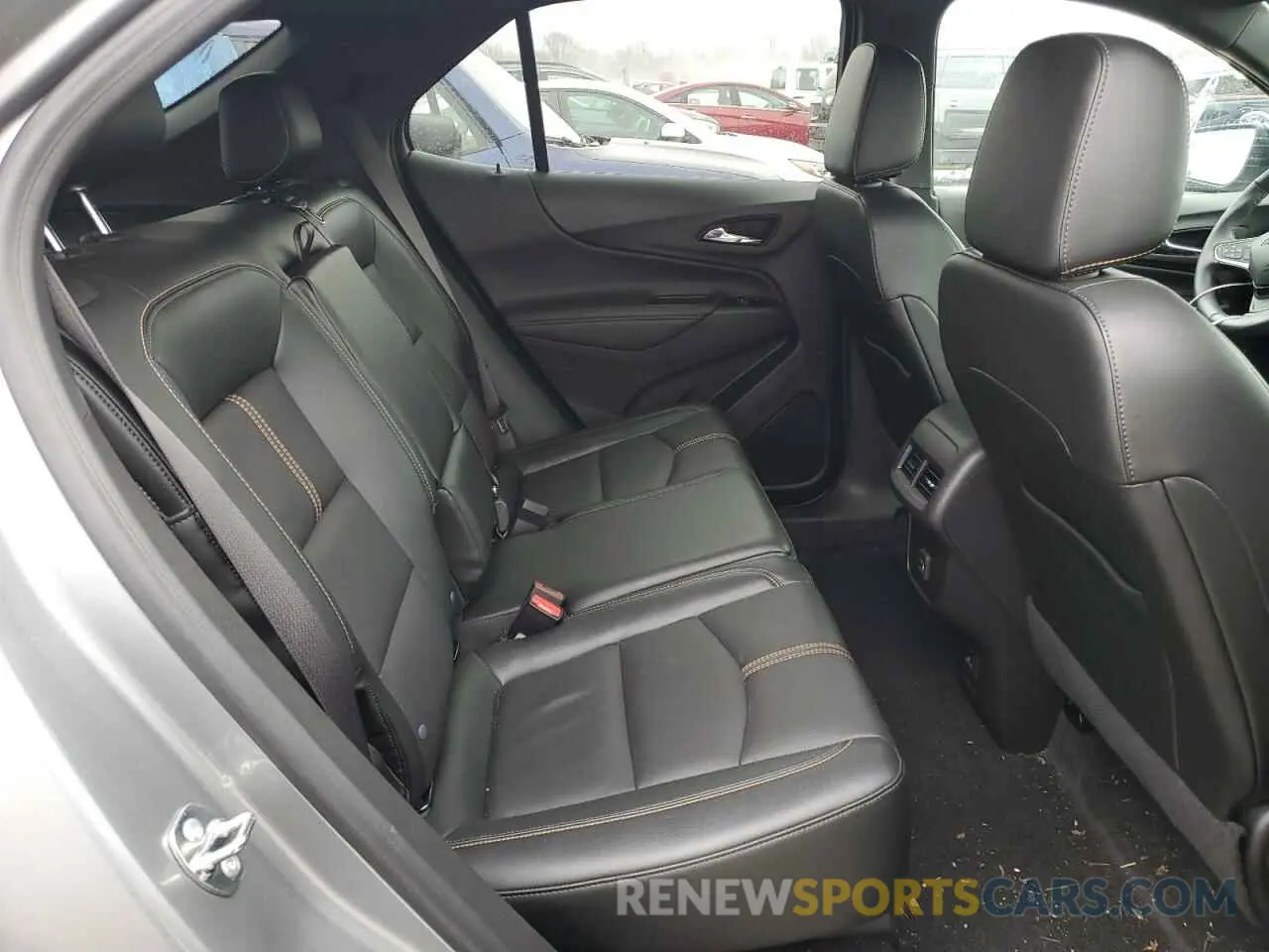 10 Photograph of a damaged car 3GNAXNEG7RL333001 CHEVROLET EQUINOX 2024