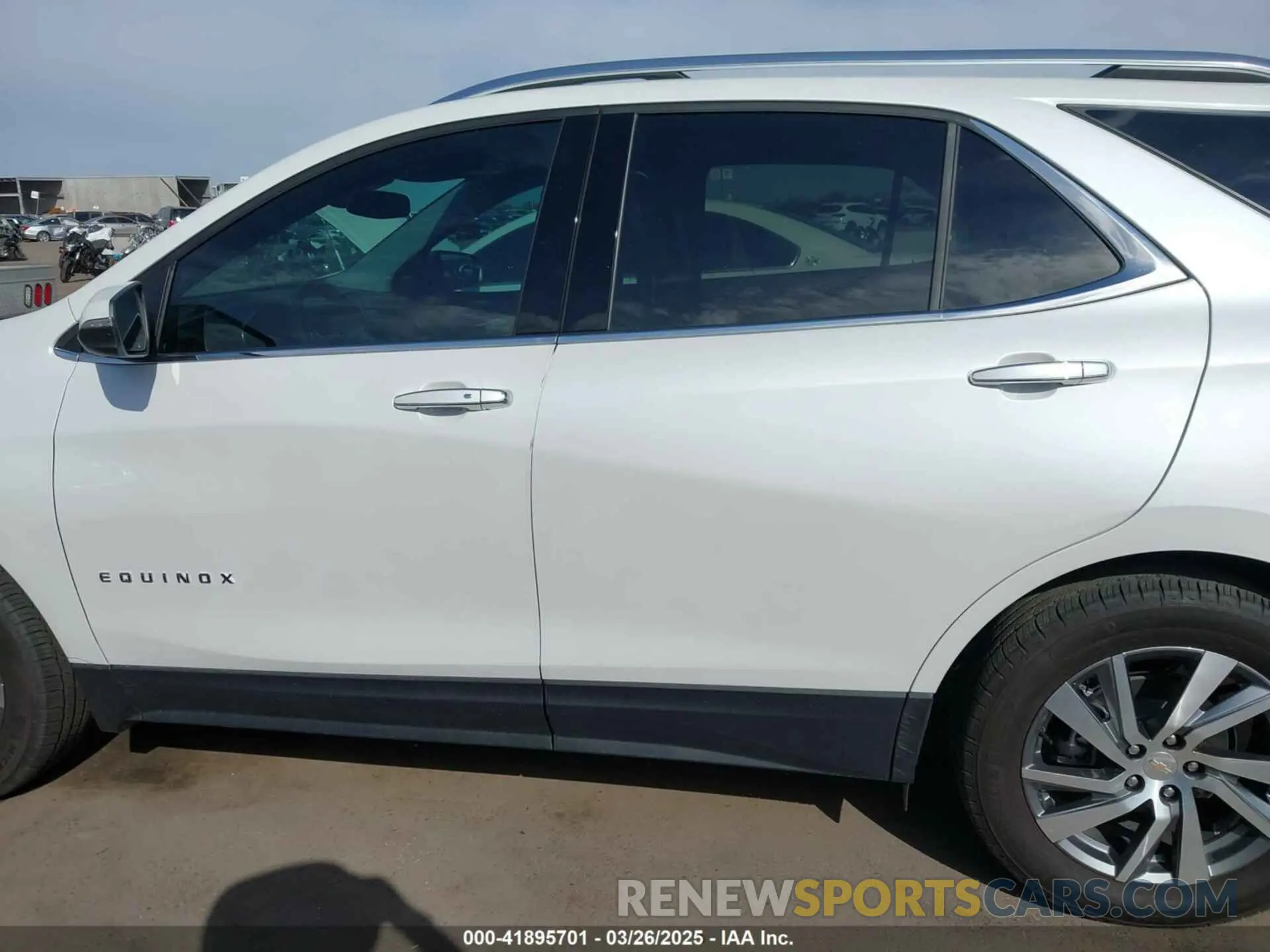 14 Photograph of a damaged car 3GNAXNEG9RL149758 CHEVROLET EQUINOX 2024