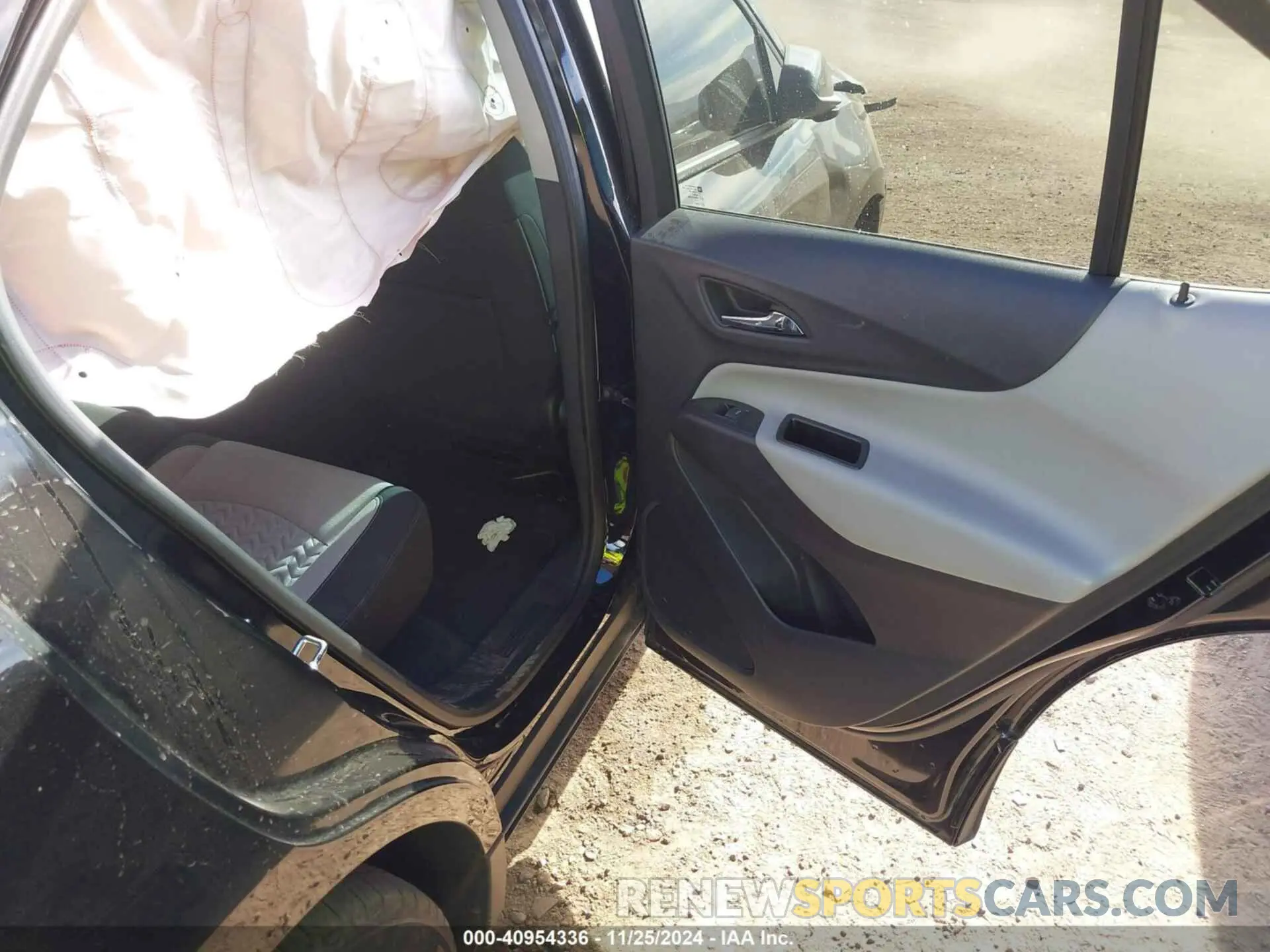 8 Photograph of a damaged car 3GNAXSEG1RL298373 CHEVROLET EQUINOX 2024
