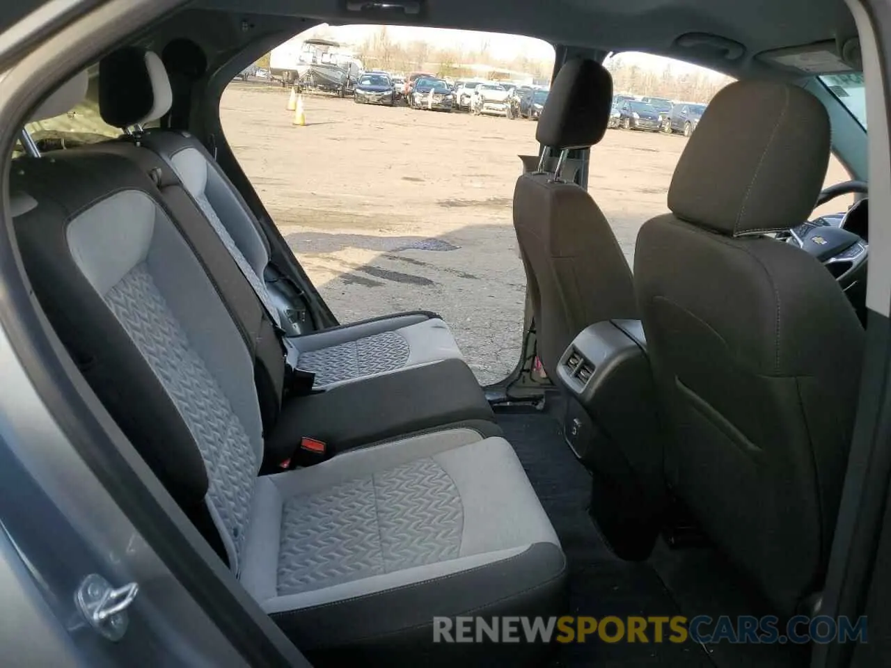 10 Photograph of a damaged car 3GNAXSEG2RL151270 CHEVROLET EQUINOX 2024
