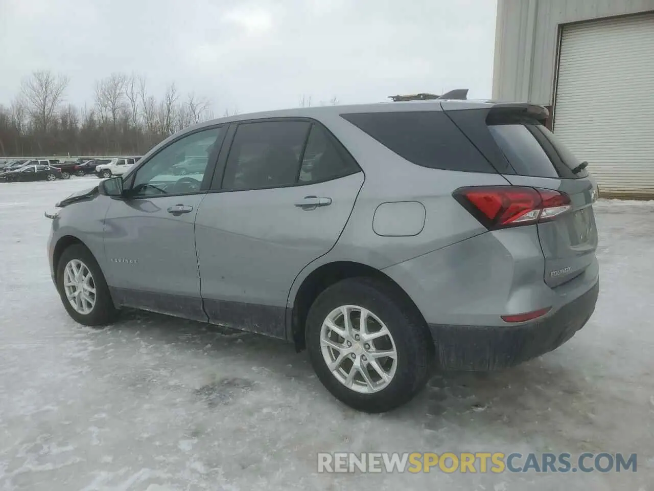 2 Photograph of a damaged car 3GNAXSEG2RL305931 CHEVROLET EQUINOX 2024