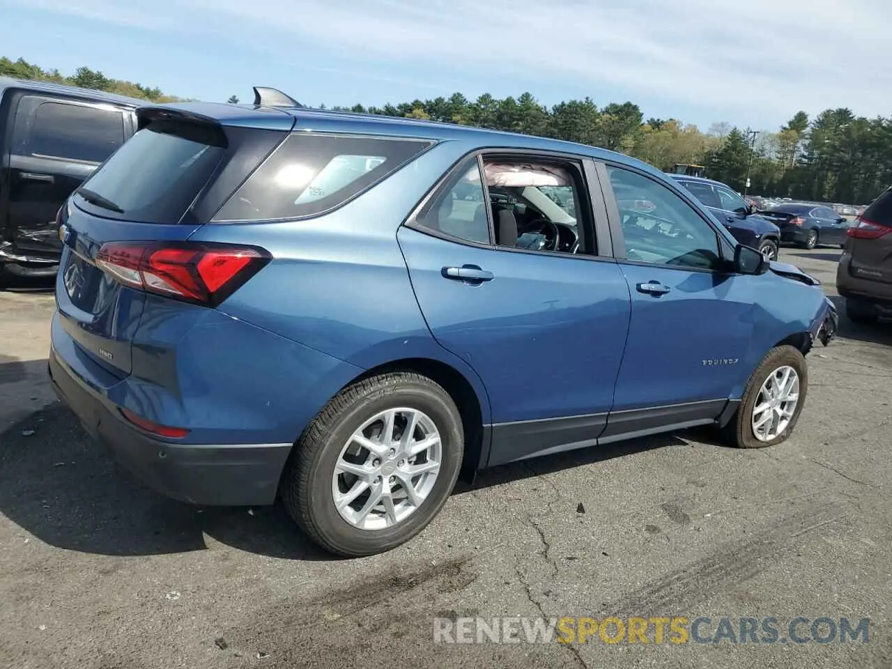 3 Photograph of a damaged car 3GNAXSEG3RL134364 CHEVROLET EQUINOX 2024