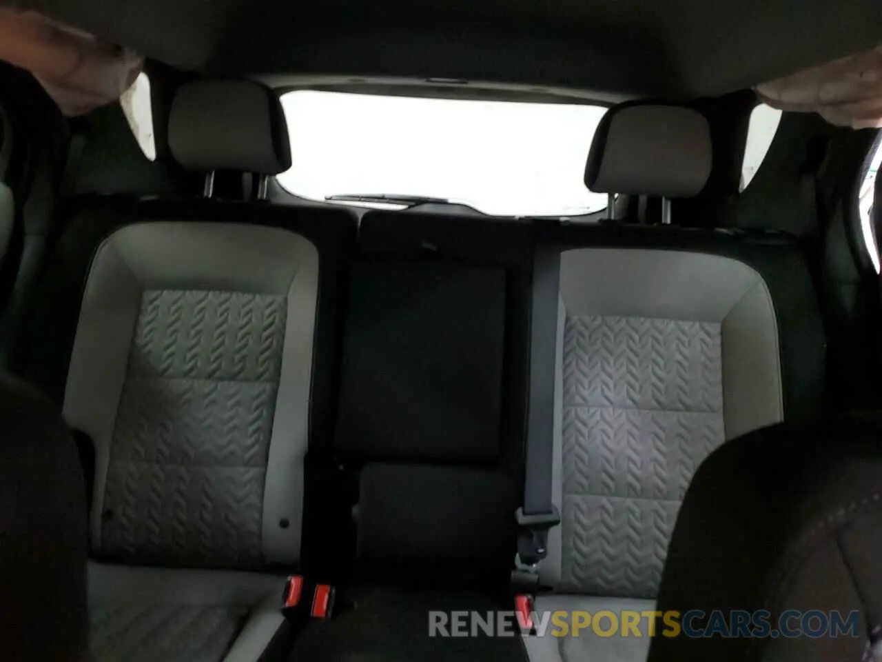 10 Photograph of a damaged car 3GNAXSEG3RL252267 CHEVROLET EQUINOX 2024