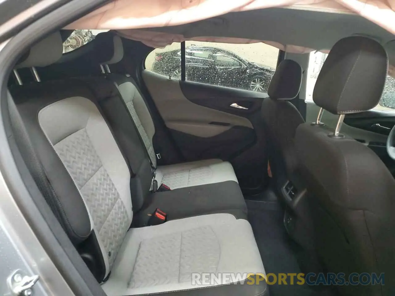 11 Photograph of a damaged car 3GNAXSEG3RL252267 CHEVROLET EQUINOX 2024