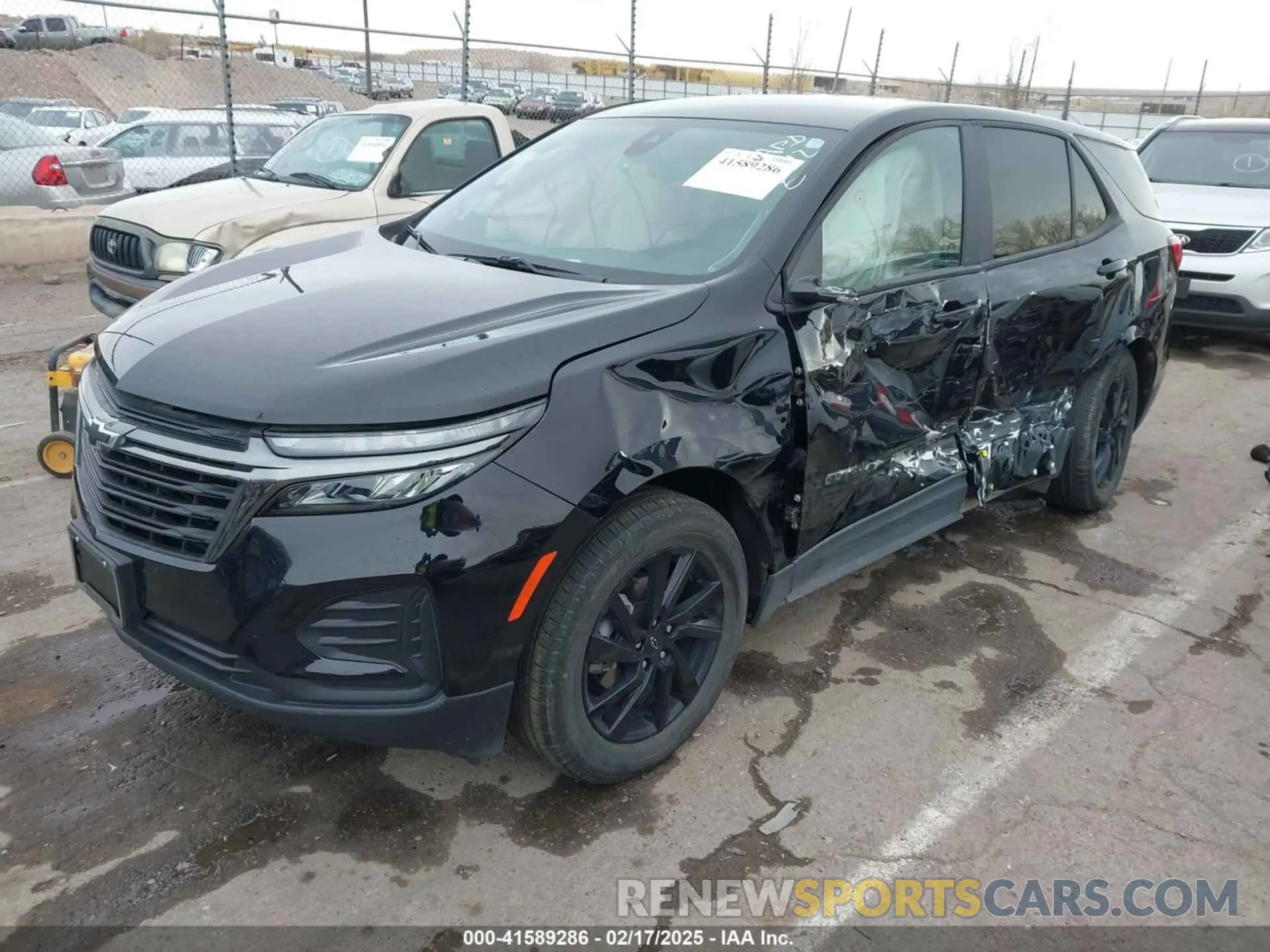 2 Photograph of a damaged car 3GNAXSEG4RL315005 CHEVROLET EQUINOX 2024