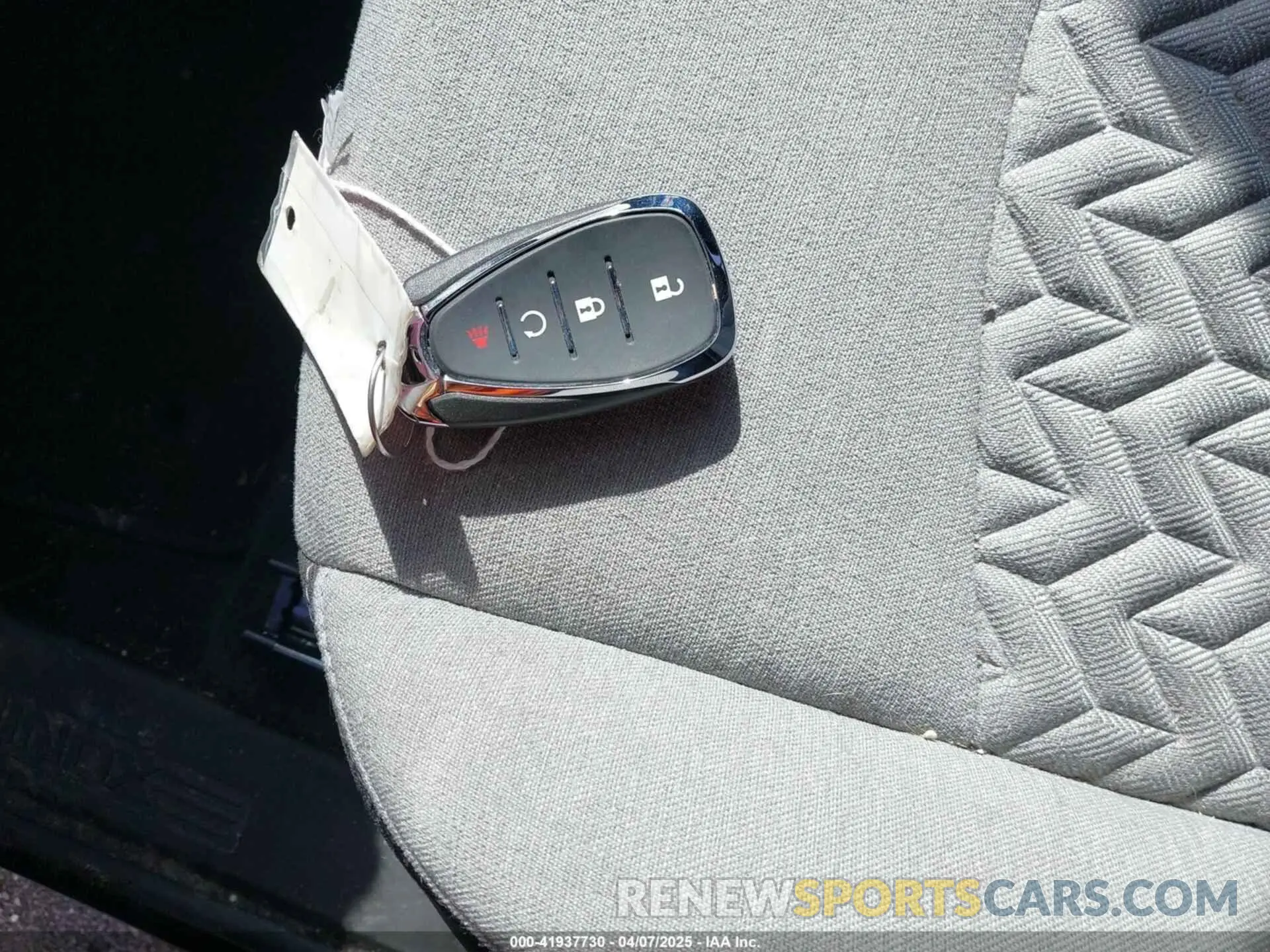 11 Photograph of a damaged car 3GNAXSEG5RL261018 CHEVROLET EQUINOX 2024