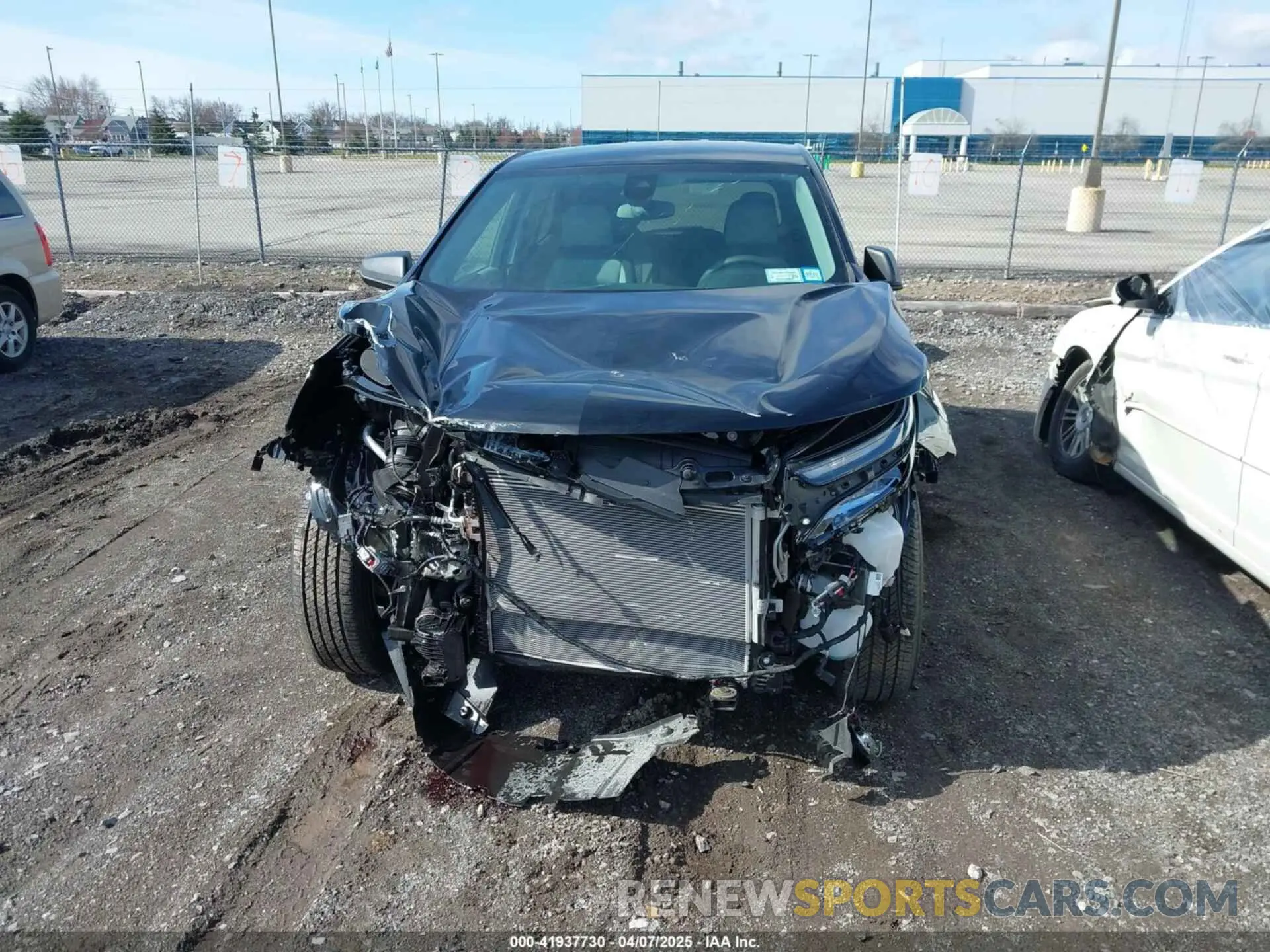 13 Photograph of a damaged car 3GNAXSEG5RL261018 CHEVROLET EQUINOX 2024