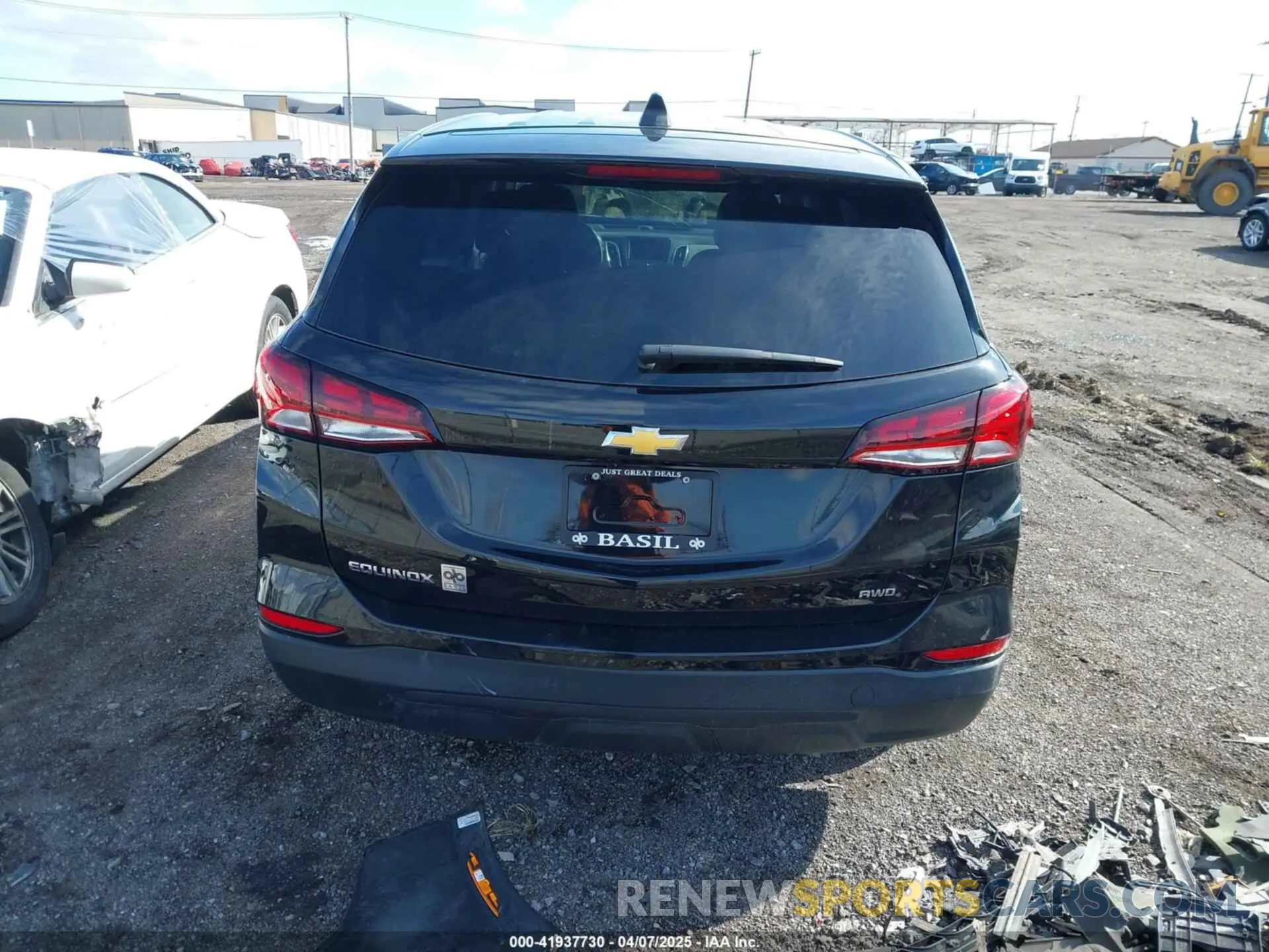 17 Photograph of a damaged car 3GNAXSEG5RL261018 CHEVROLET EQUINOX 2024
