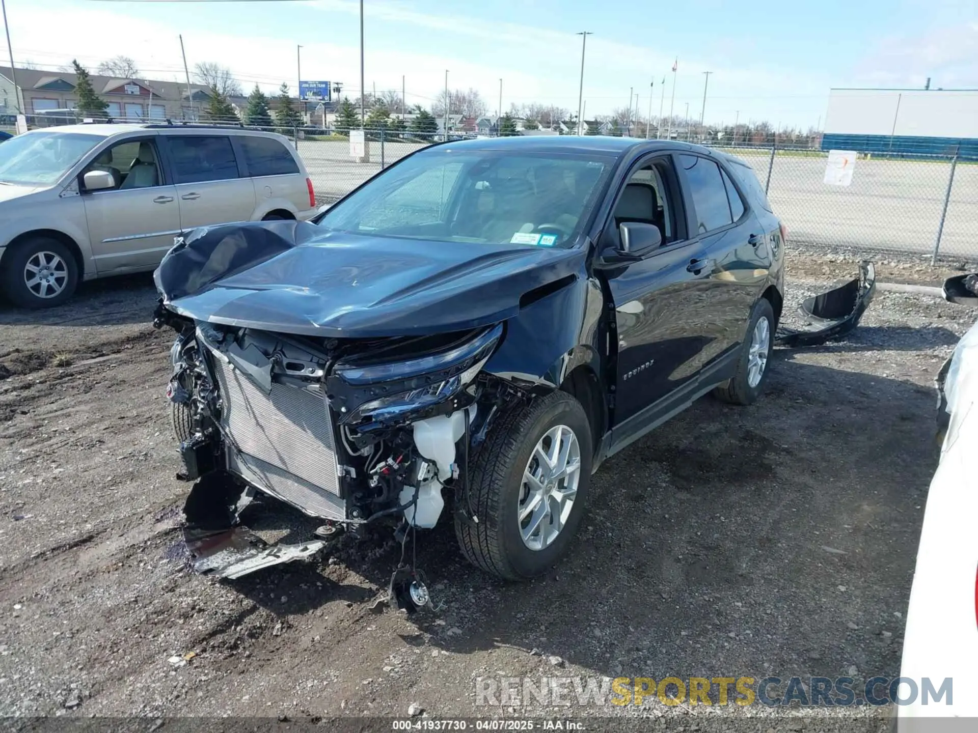 18 Photograph of a damaged car 3GNAXSEG5RL261018 CHEVROLET EQUINOX 2024