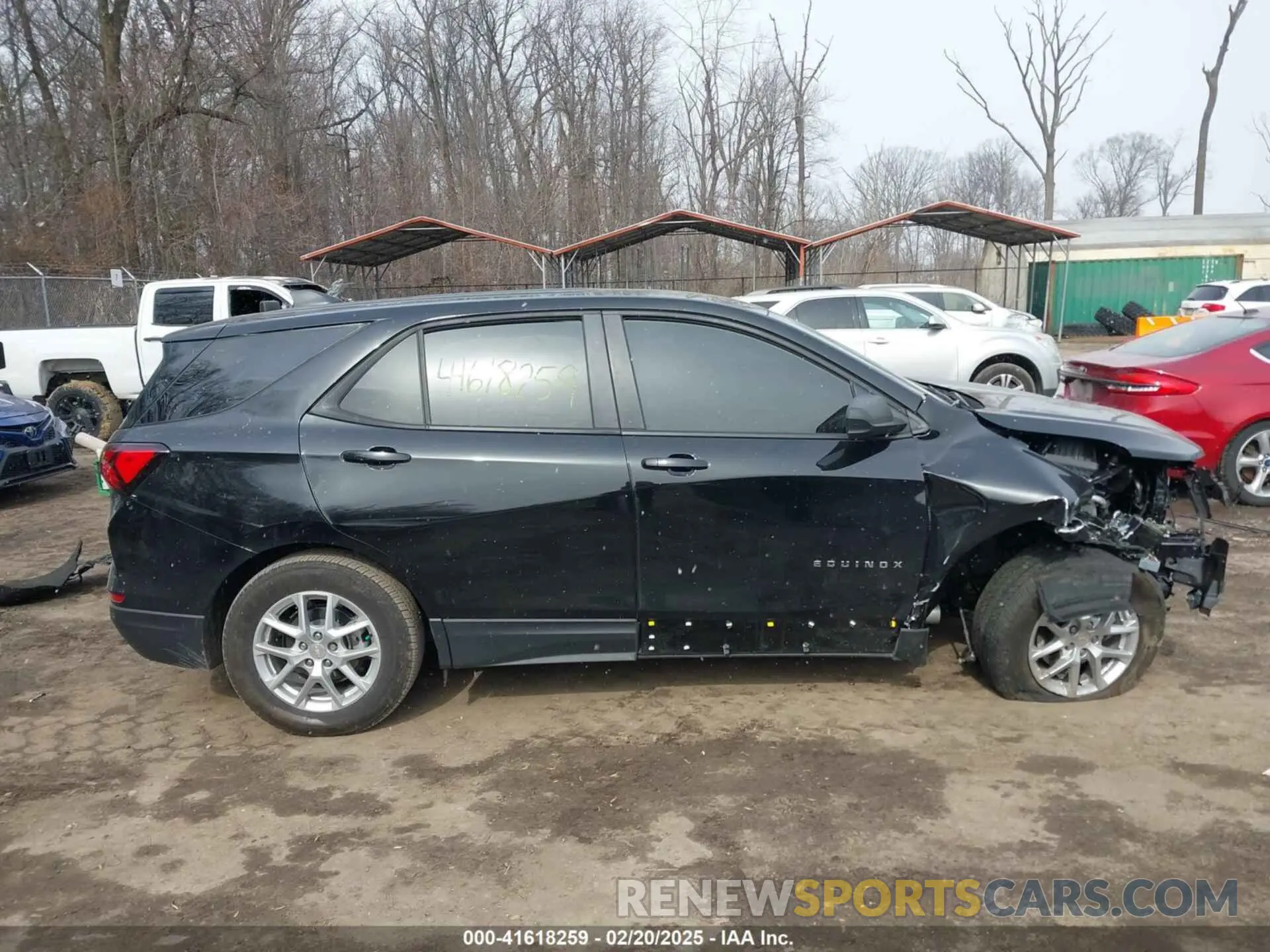 13 Photograph of a damaged car 3GNAXSEG5RL279082 CHEVROLET EQUINOX 2024