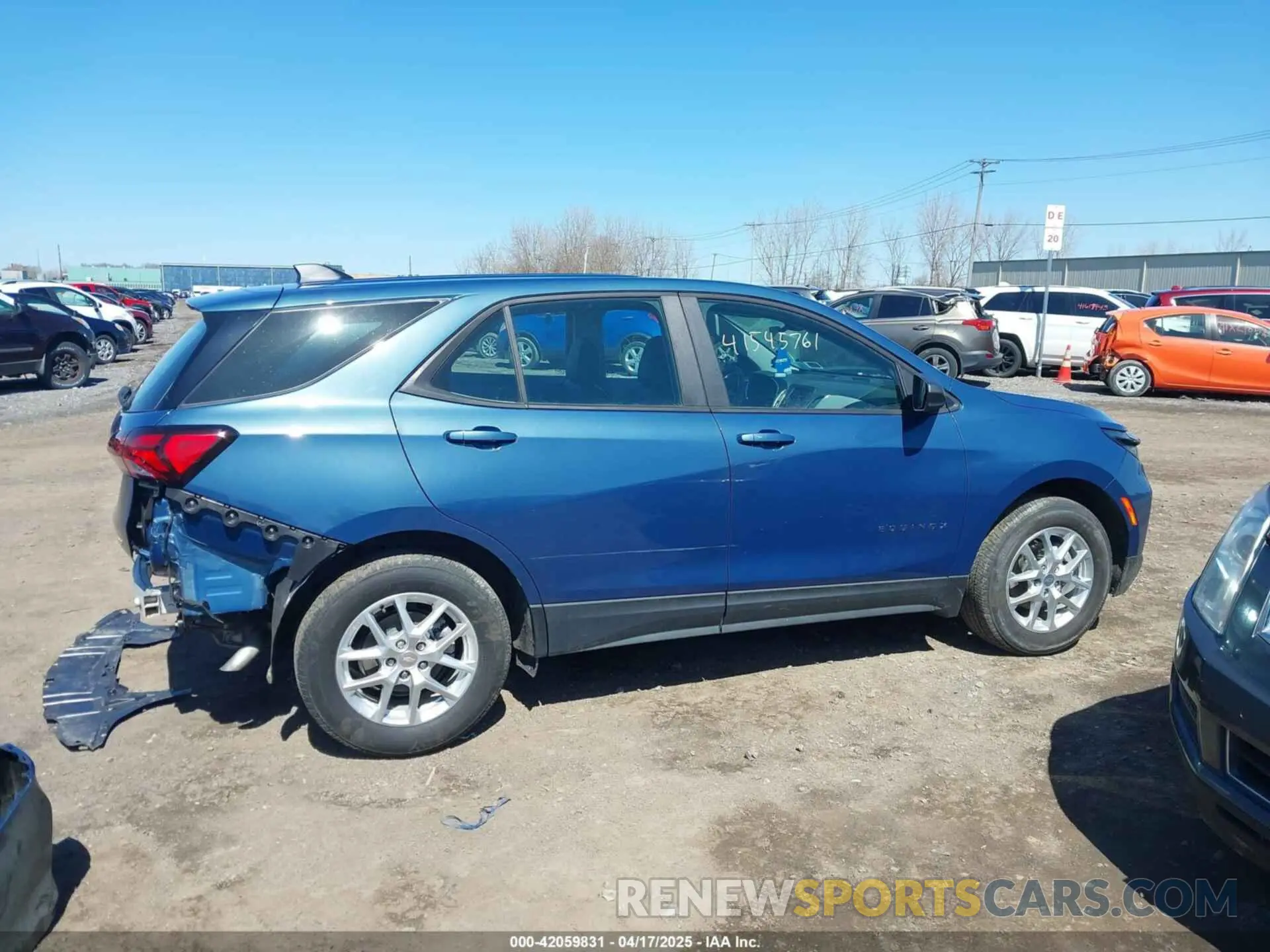 14 Photograph of a damaged car 3GNAXSEG6RL324725 CHEVROLET EQUINOX 2024