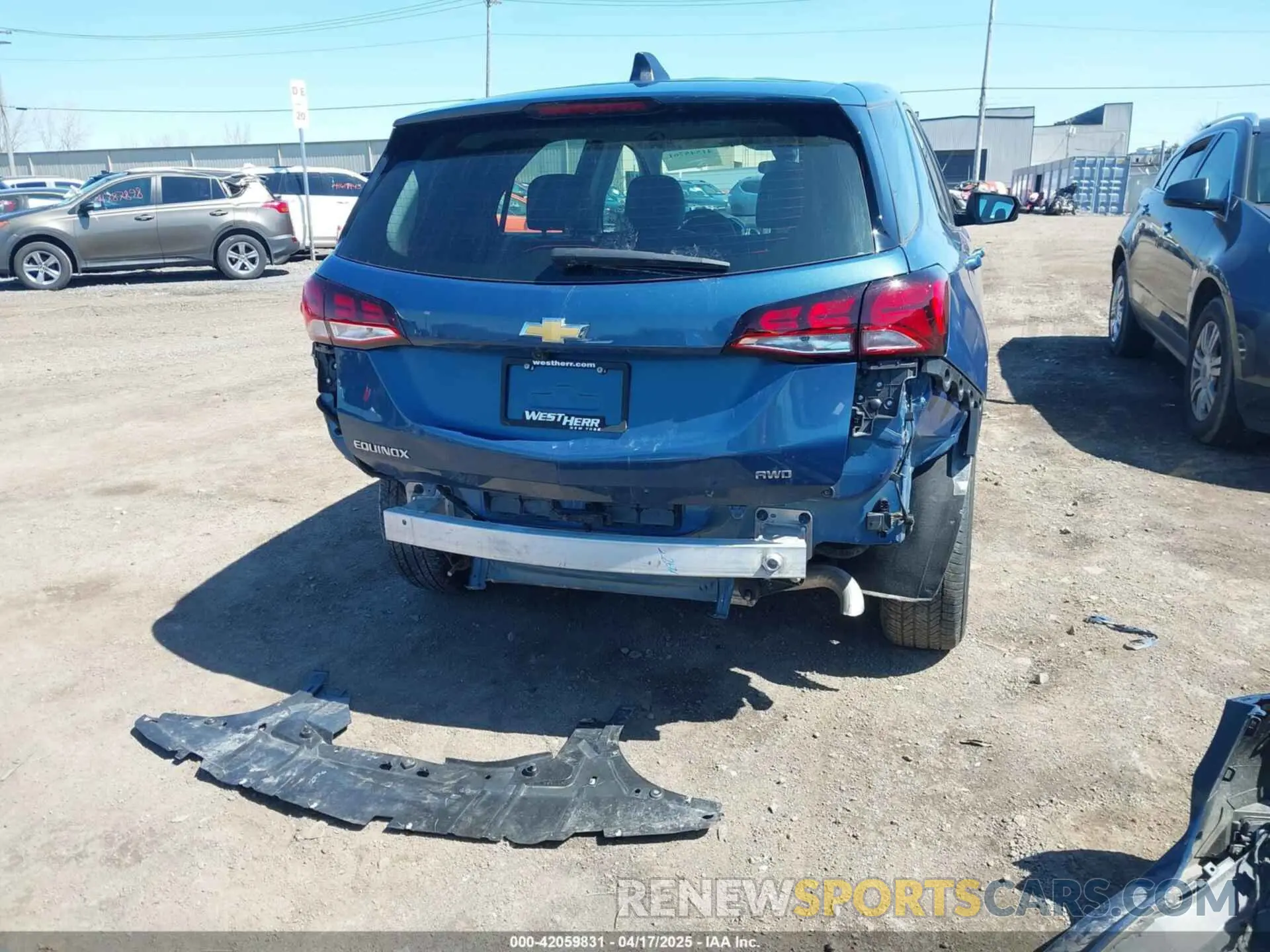 18 Photograph of a damaged car 3GNAXSEG6RL324725 CHEVROLET EQUINOX 2024