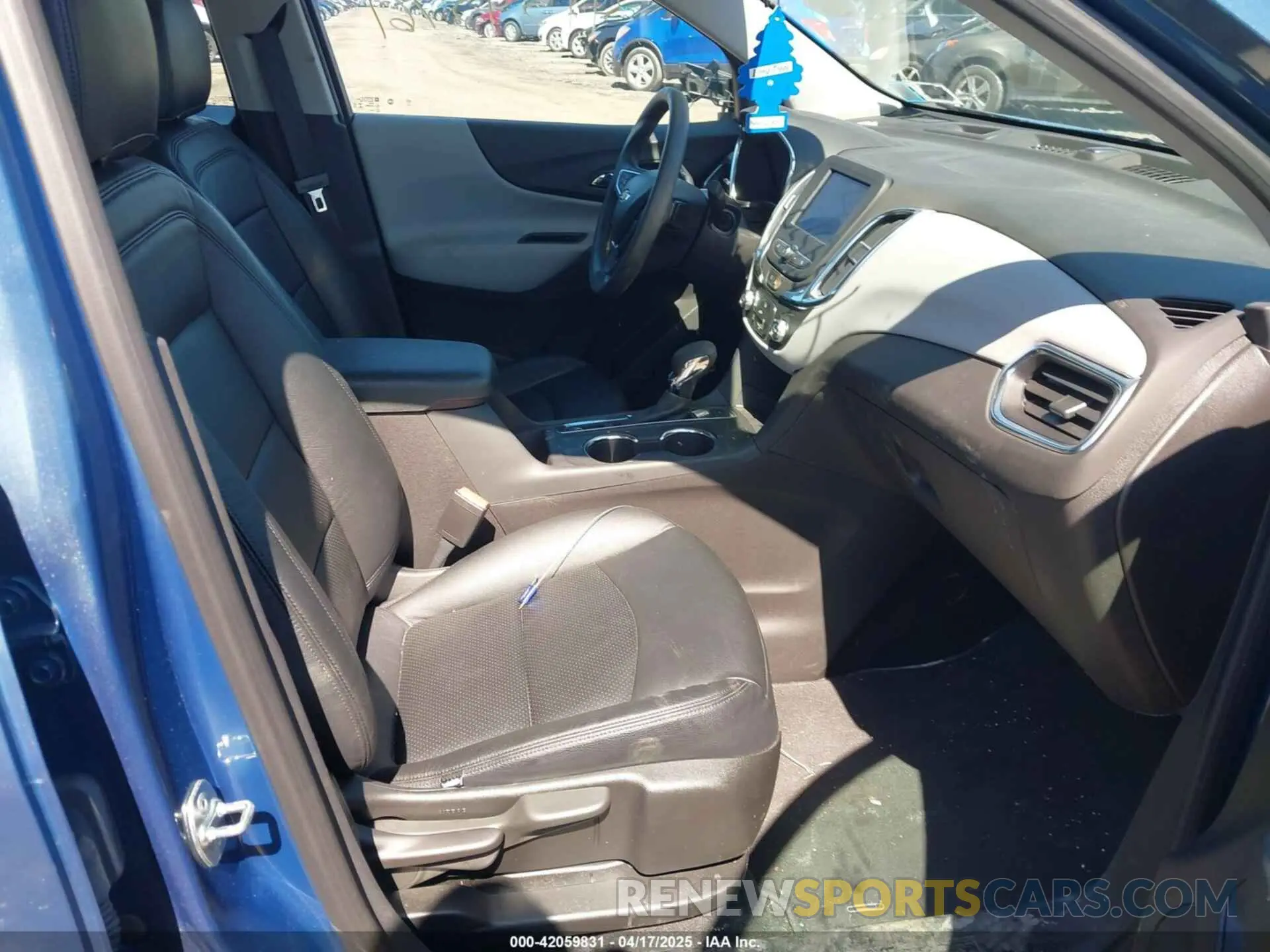 5 Photograph of a damaged car 3GNAXSEG6RL324725 CHEVROLET EQUINOX 2024