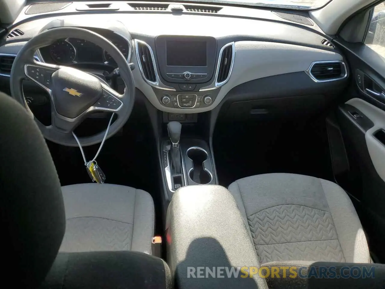 8 Photograph of a damaged car 3GNAXSEG7RL286745 CHEVROLET EQUINOX 2024