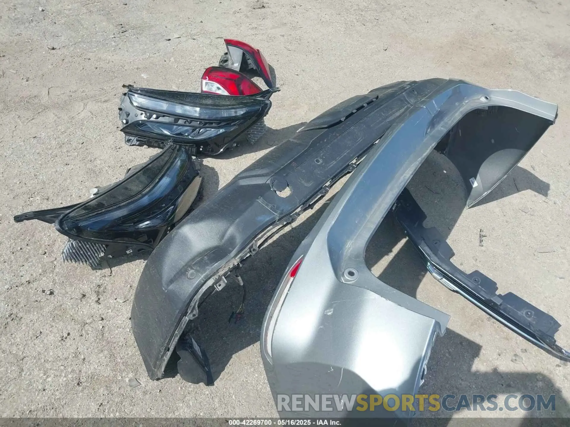 12 Photograph of a damaged car 3GNAXSEG8RL141133 CHEVROLET EQUINOX 2024