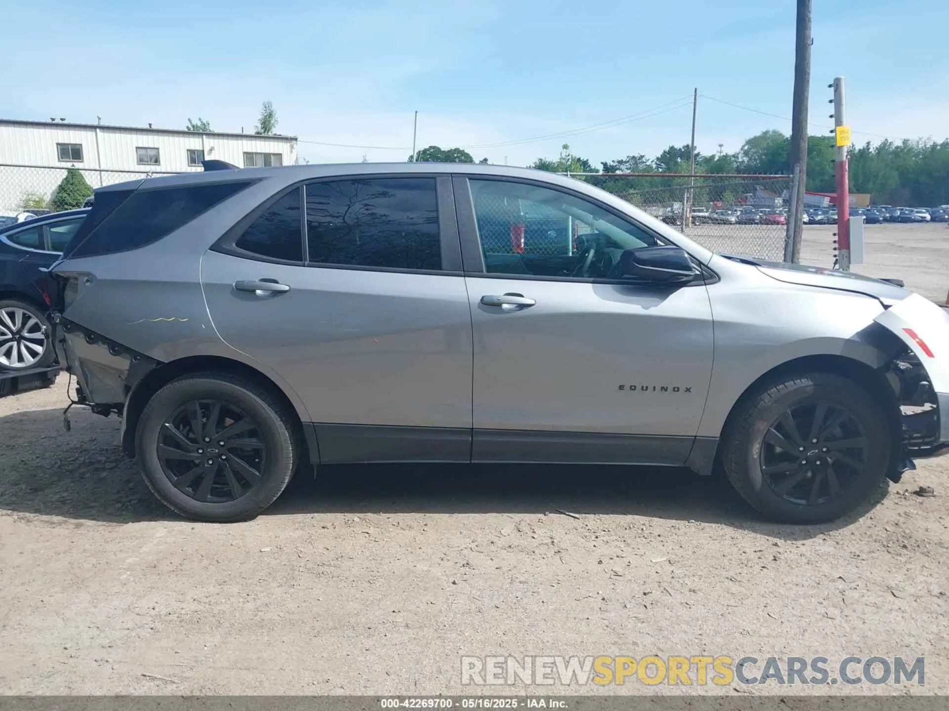 14 Photograph of a damaged car 3GNAXSEG8RL141133 CHEVROLET EQUINOX 2024