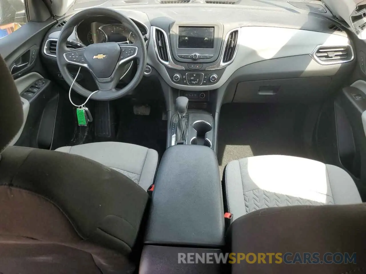 8 Photograph of a damaged car 3GNAXSEG9RL329546 CHEVROLET EQUINOX 2024