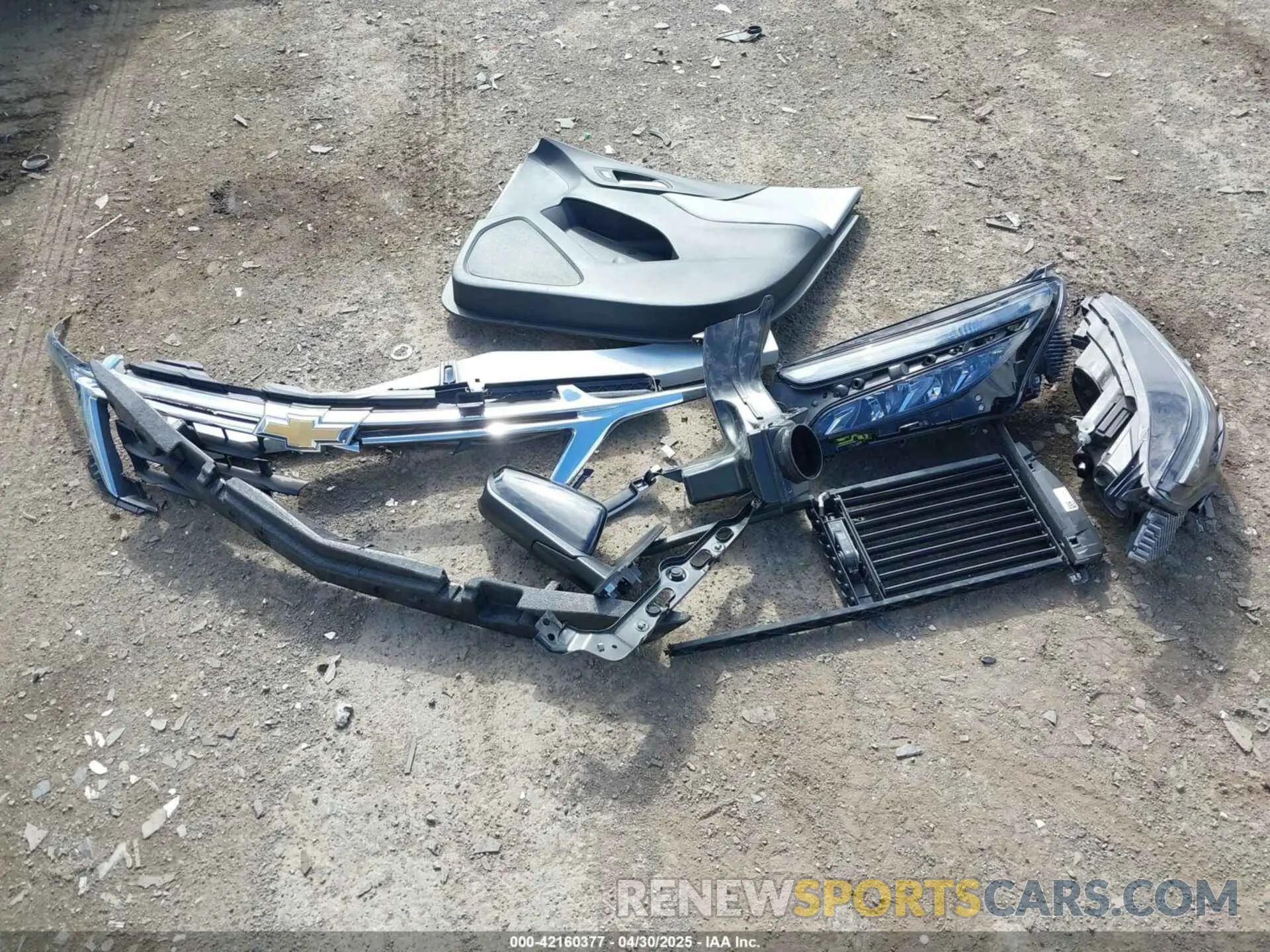 12 Photograph of a damaged car 3GNAXSEGXRL150738 CHEVROLET EQUINOX 2024