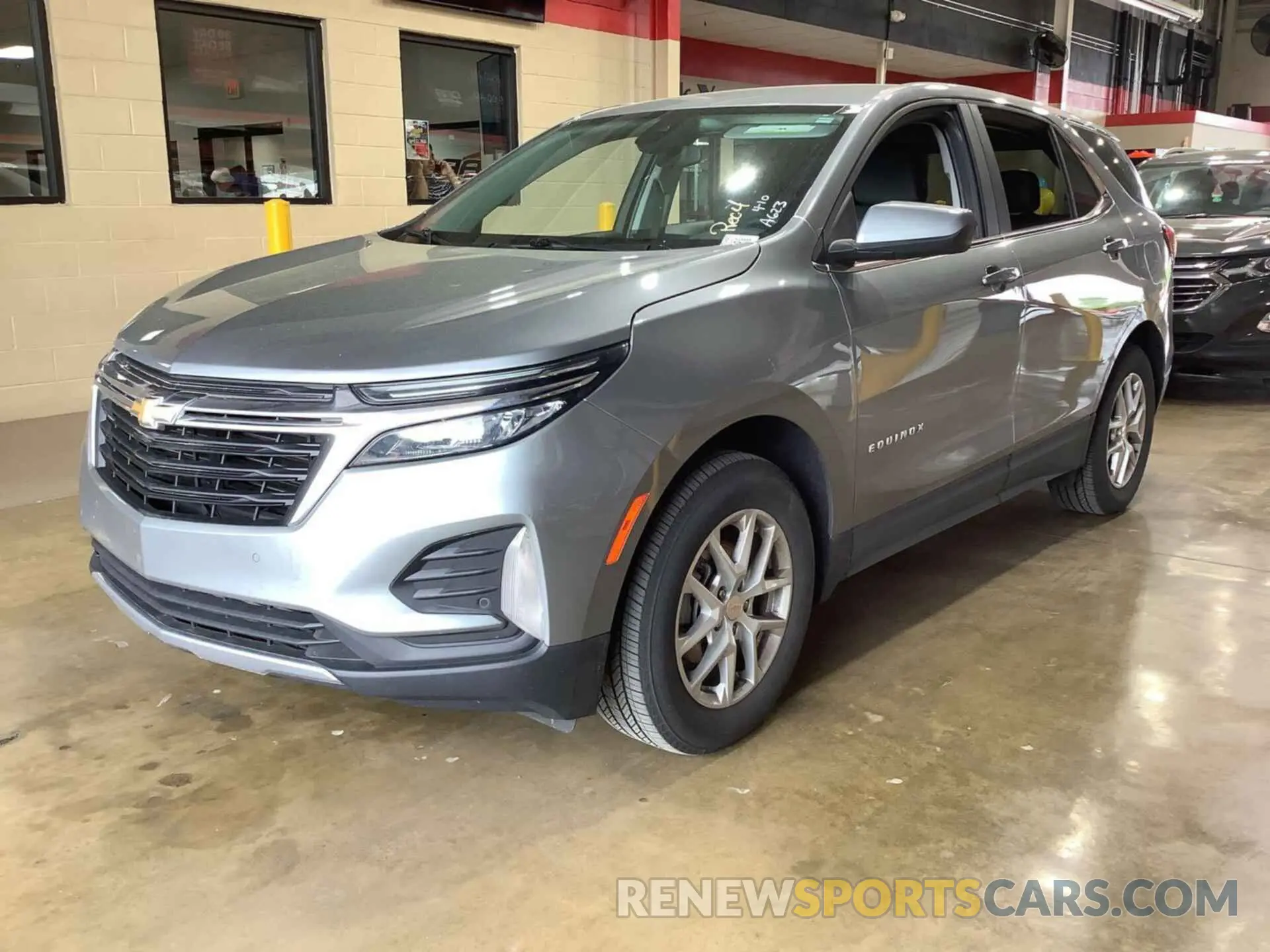14 Photograph of a damaged car 3GNAXTEG0RS192346 CHEVROLET EQUINOX 2024