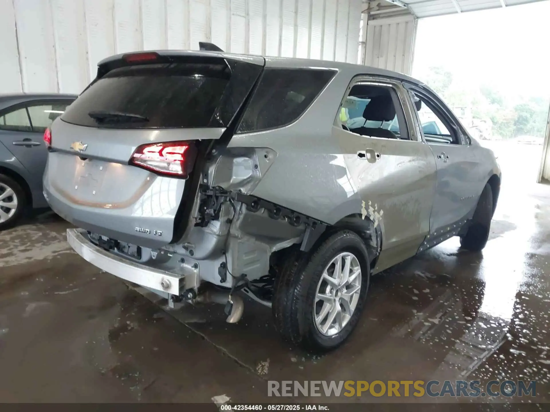 6 Photograph of a damaged car 3GNAXTEG2RL240990 CHEVROLET EQUINOX 2024
