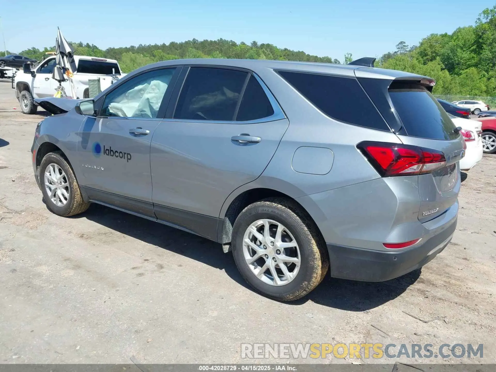 3 Photograph of a damaged car 3GNAXTEG6RL250261 CHEVROLET EQUINOX 2024