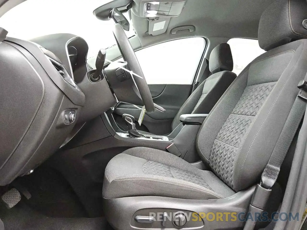 7 Photograph of a damaged car 3GNAXTEG7RL243206 CHEVROLET EQUINOX 2024