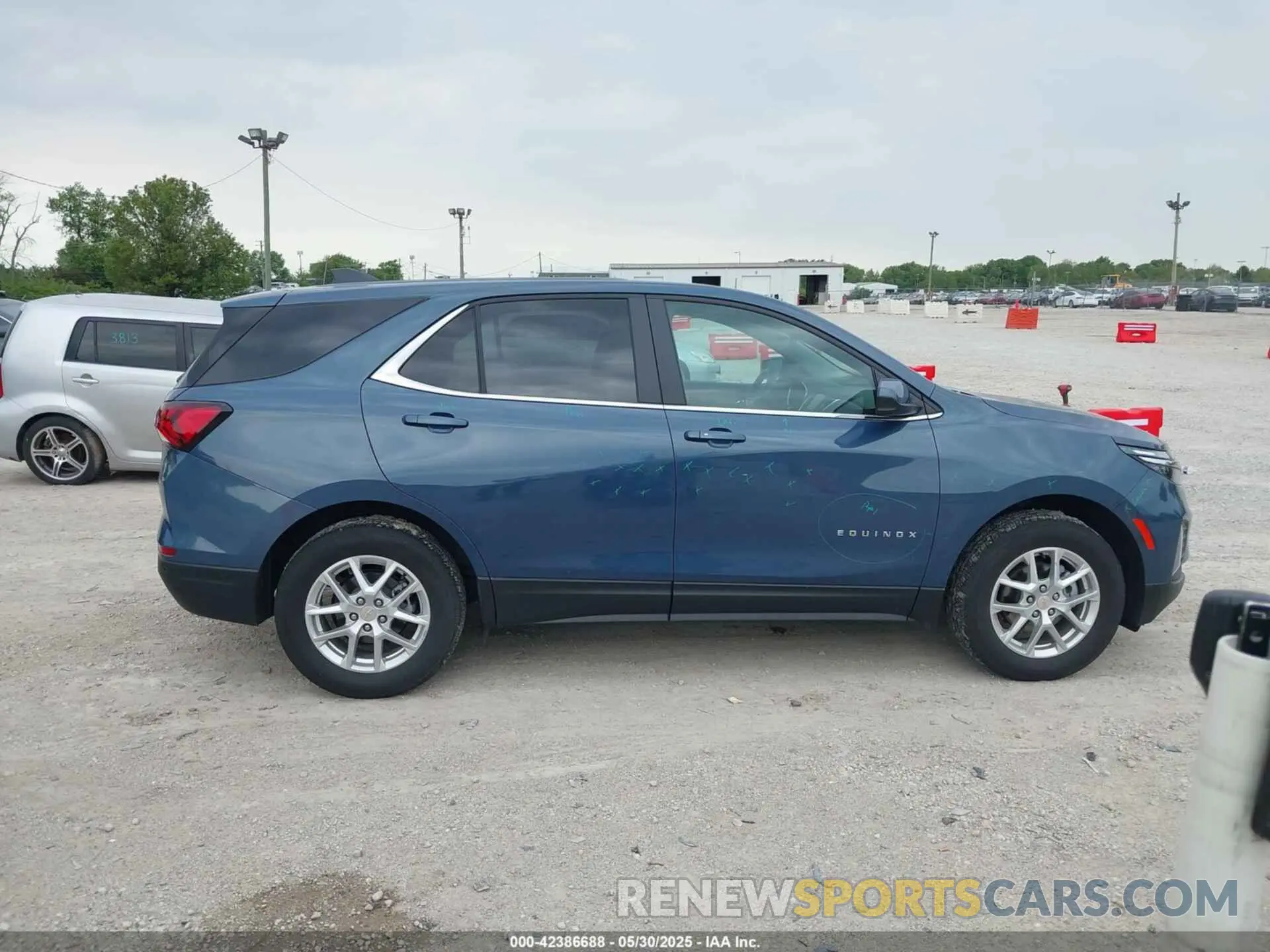 13 Photograph of a damaged car 3GNAXTEG8RL201496 CHEVROLET EQUINOX 2024