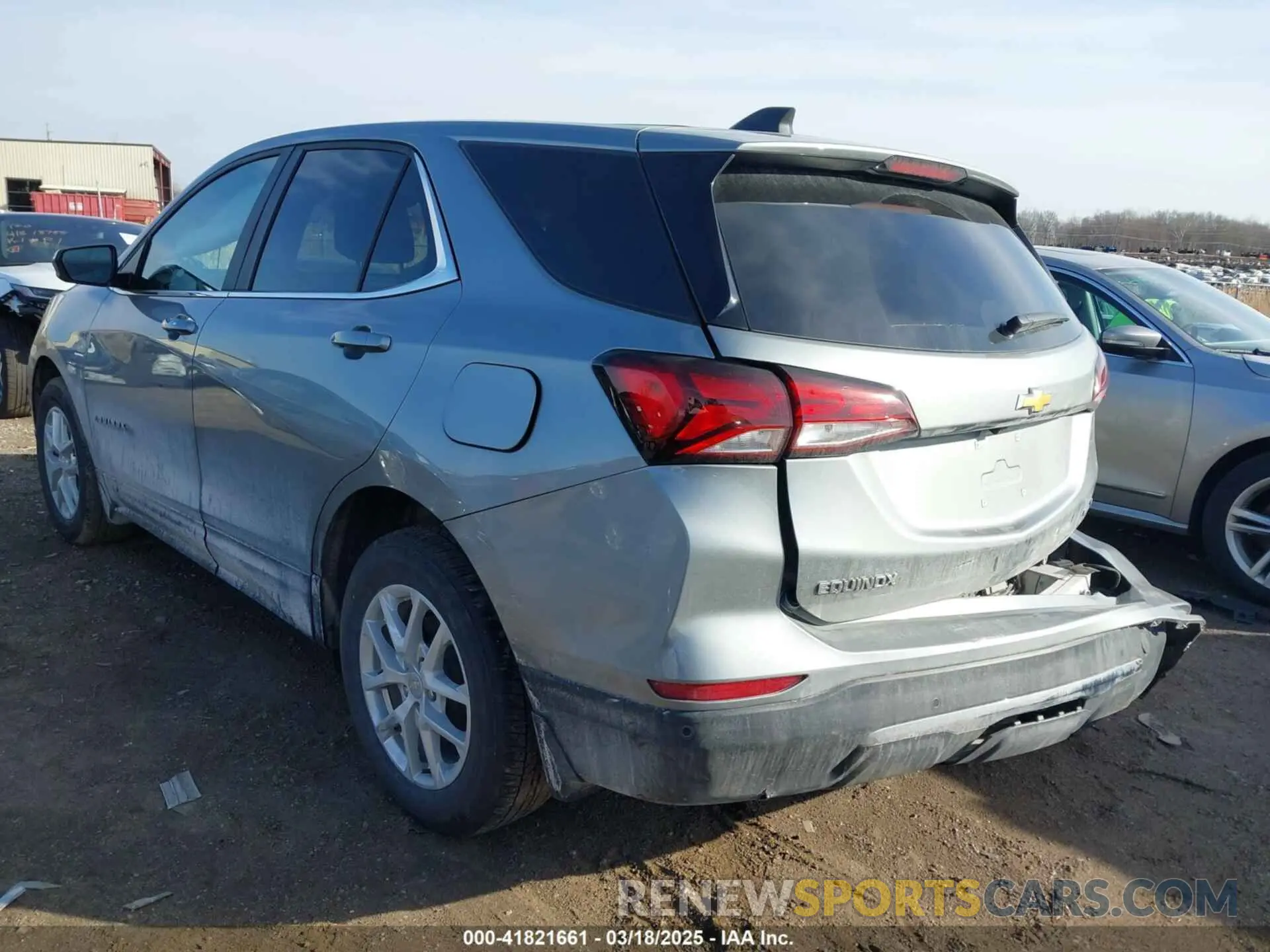 3 Photograph of a damaged car 3GNAXTEG8RS213069 CHEVROLET EQUINOX 2024