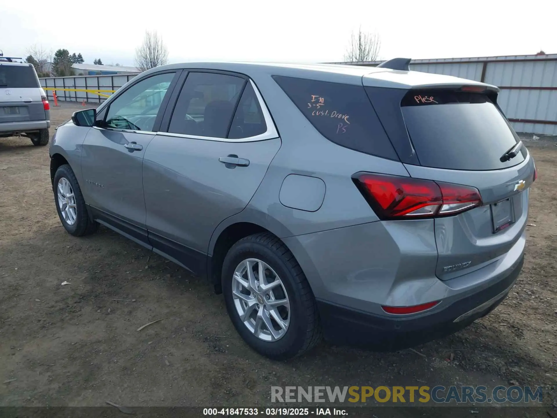 3 Photograph of a damaged car 3GNAXTEG9RL255258 CHEVROLET EQUINOX 2024