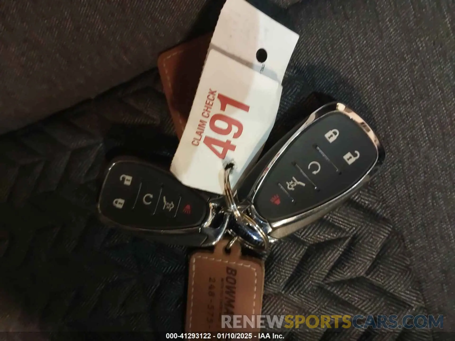 11 Photograph of a damaged car 3GNAXUEG0RL105769 CHEVROLET EQUINOX 2024