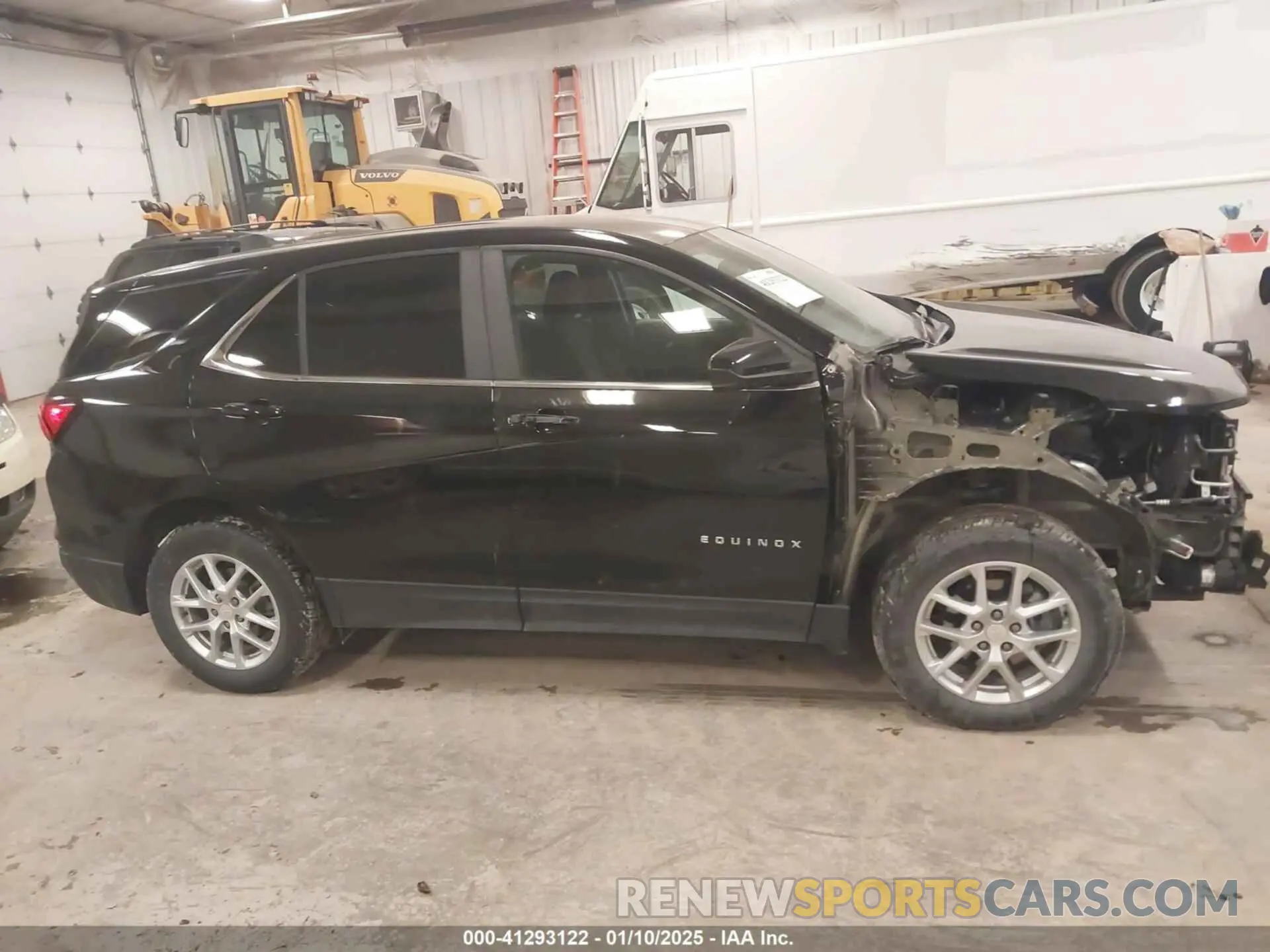 13 Photograph of a damaged car 3GNAXUEG0RL105769 CHEVROLET EQUINOX 2024