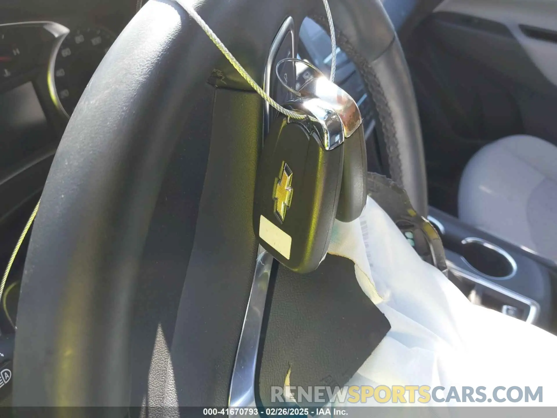 11 Photograph of a damaged car 3GNAXUEG0RL152090 CHEVROLET EQUINOX 2024