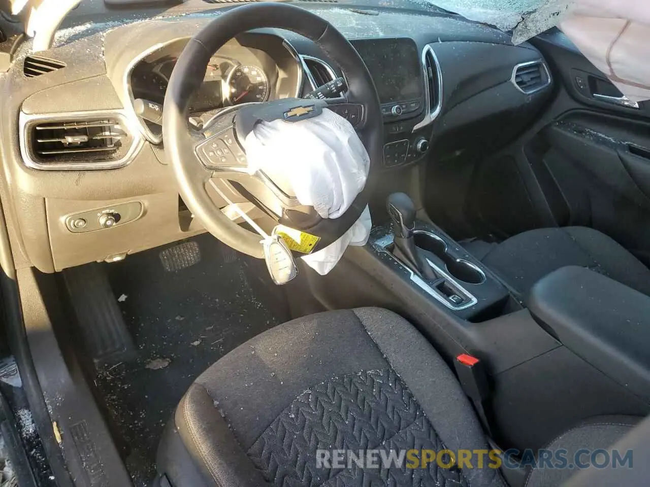 8 Photograph of a damaged car 3GNAXUEG0RL156334 CHEVROLET EQUINOX 2024