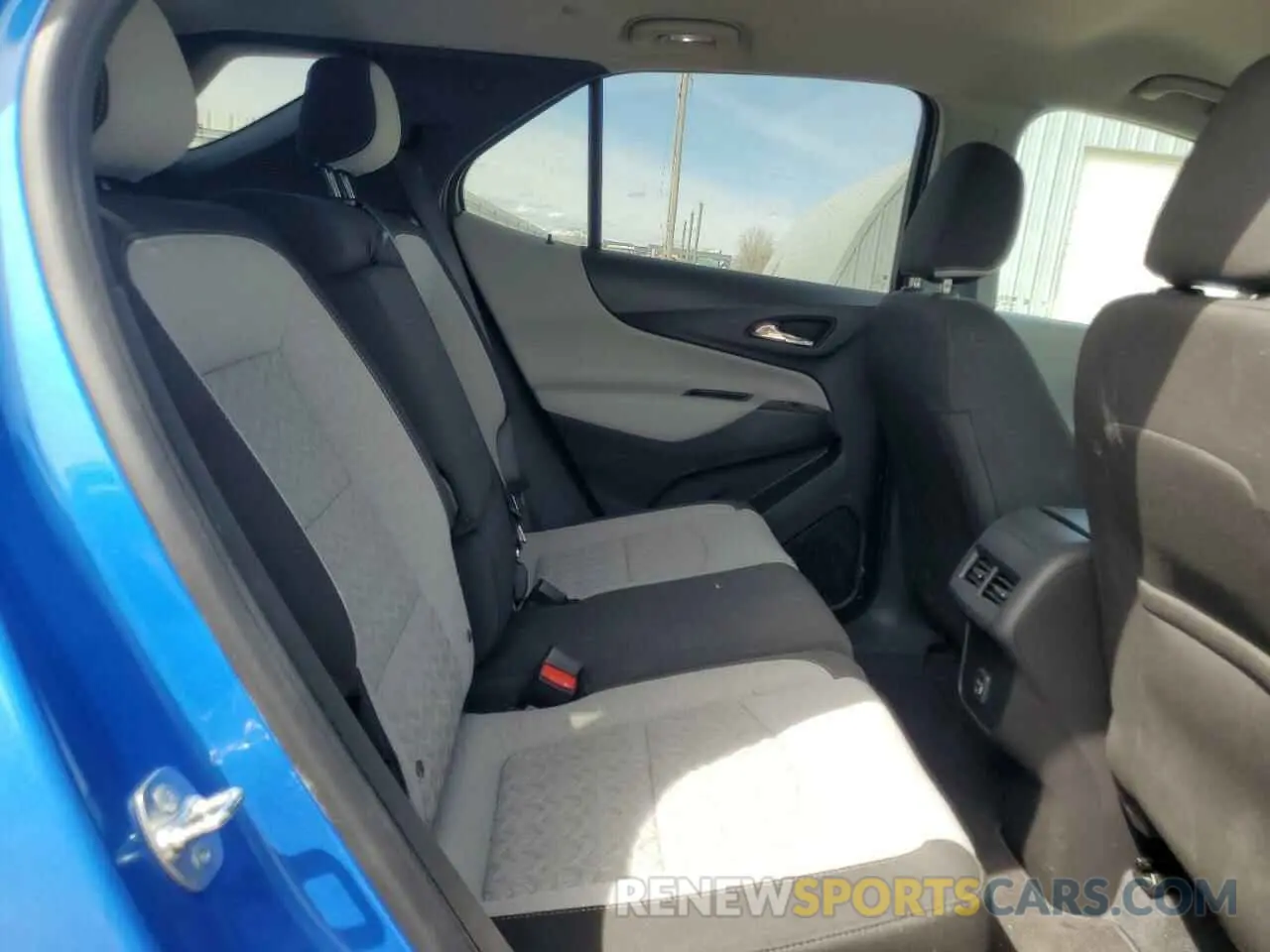 11 Photograph of a damaged car 3GNAXUEG0RL226978 CHEVROLET EQUINOX 2024