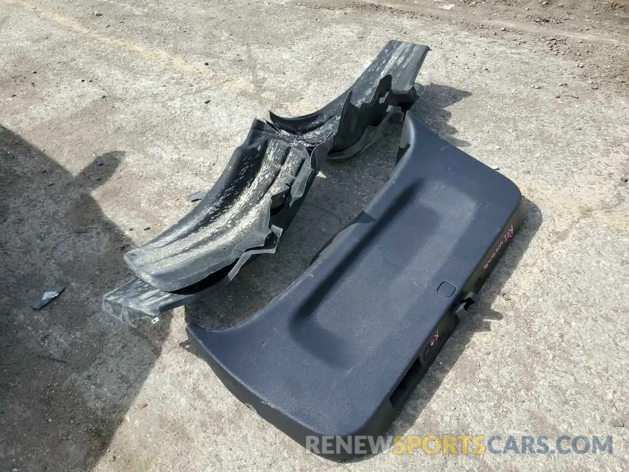 13 Photograph of a damaged car 3GNAXUEG0RL226978 CHEVROLET EQUINOX 2024