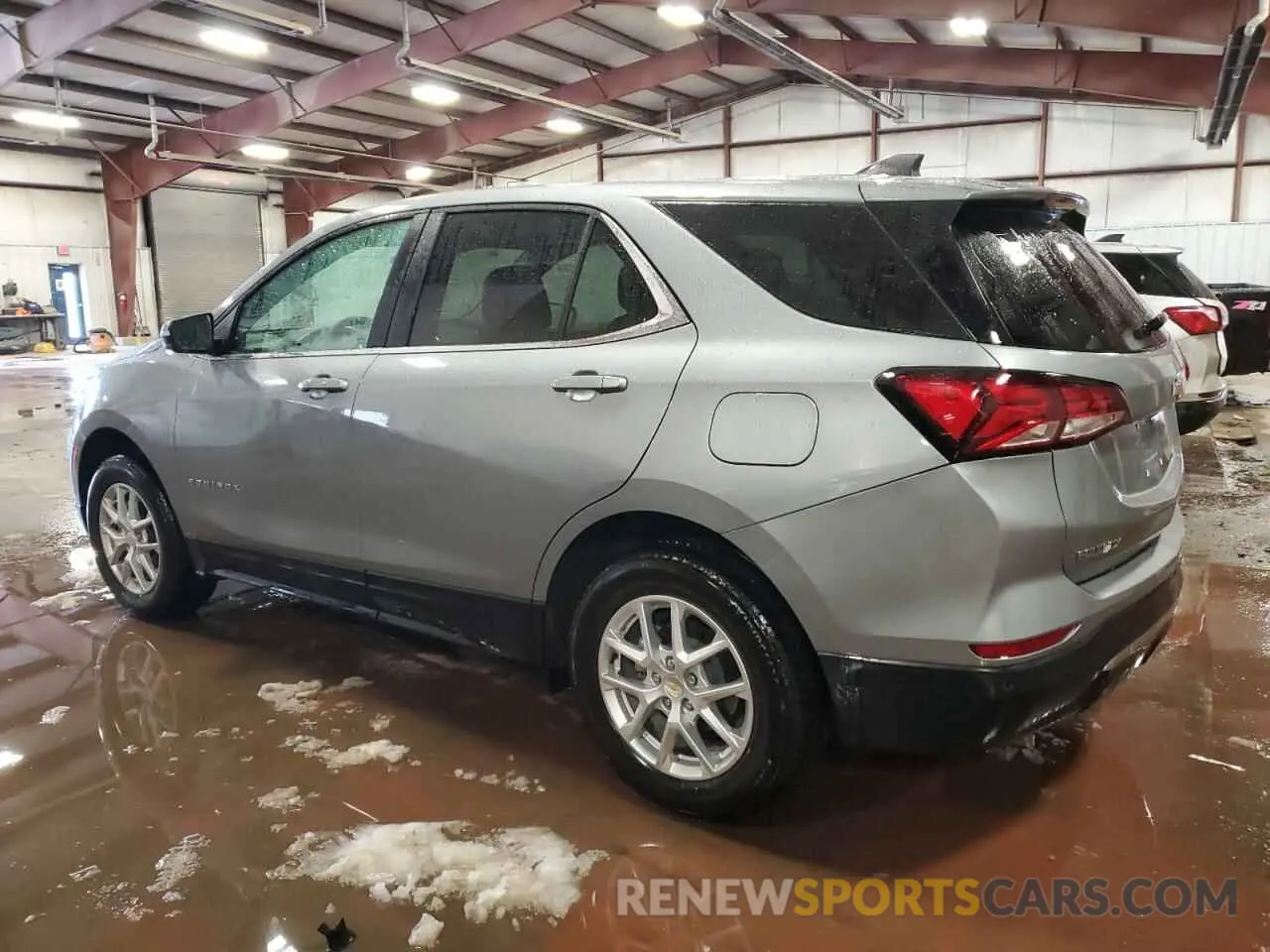 2 Photograph of a damaged car 3GNAXUEG0RL364228 CHEVROLET EQUINOX 2024