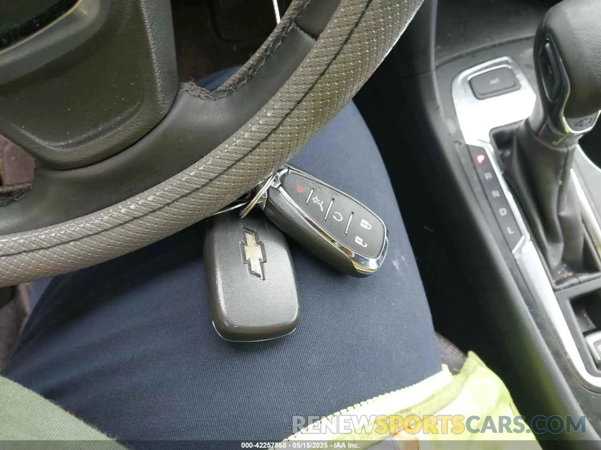 11 Photograph of a damaged car 3GNAXUEG0RS105972 CHEVROLET EQUINOX 2024