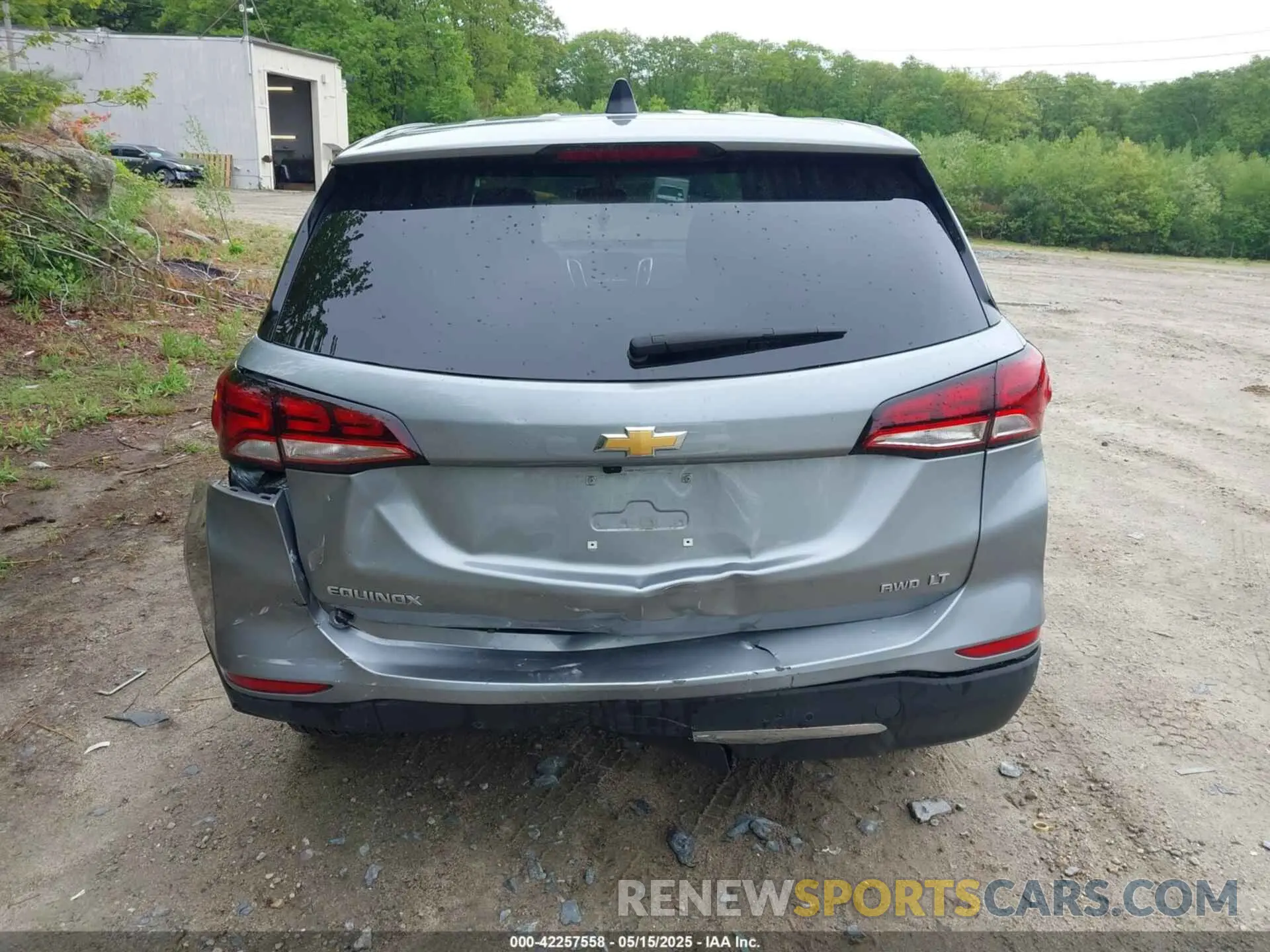 16 Photograph of a damaged car 3GNAXUEG0RS105972 CHEVROLET EQUINOX 2024
