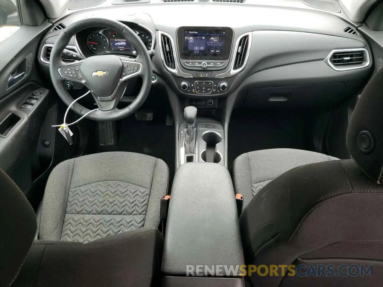 8 Photograph of a damaged car 3GNAXUEG1RL103271 CHEVROLET EQUINOX 2024