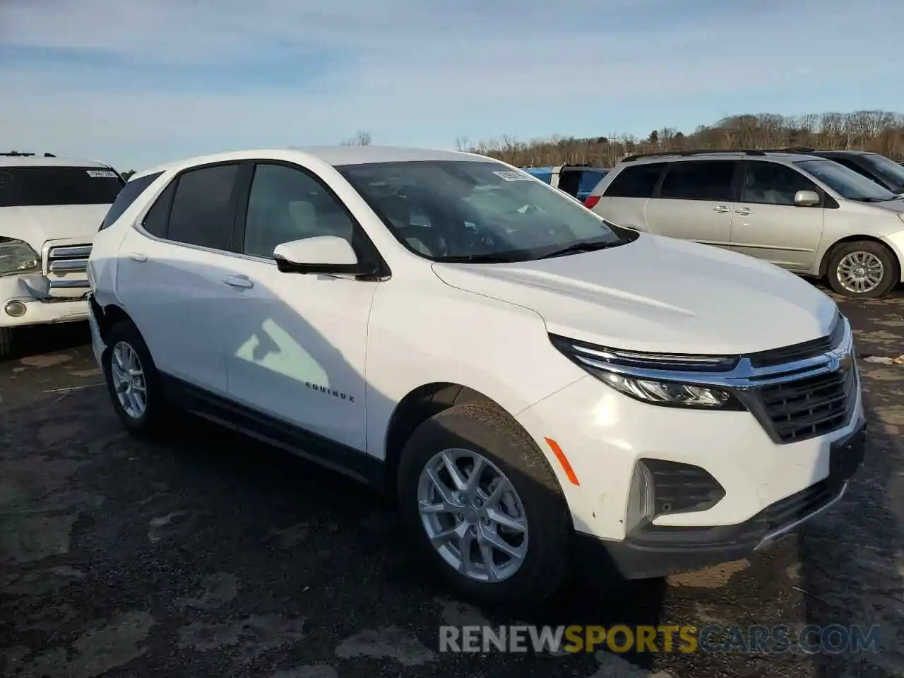 4 Photograph of a damaged car 3GNAXUEG1RL292259 CHEVROLET EQUINOX 2024