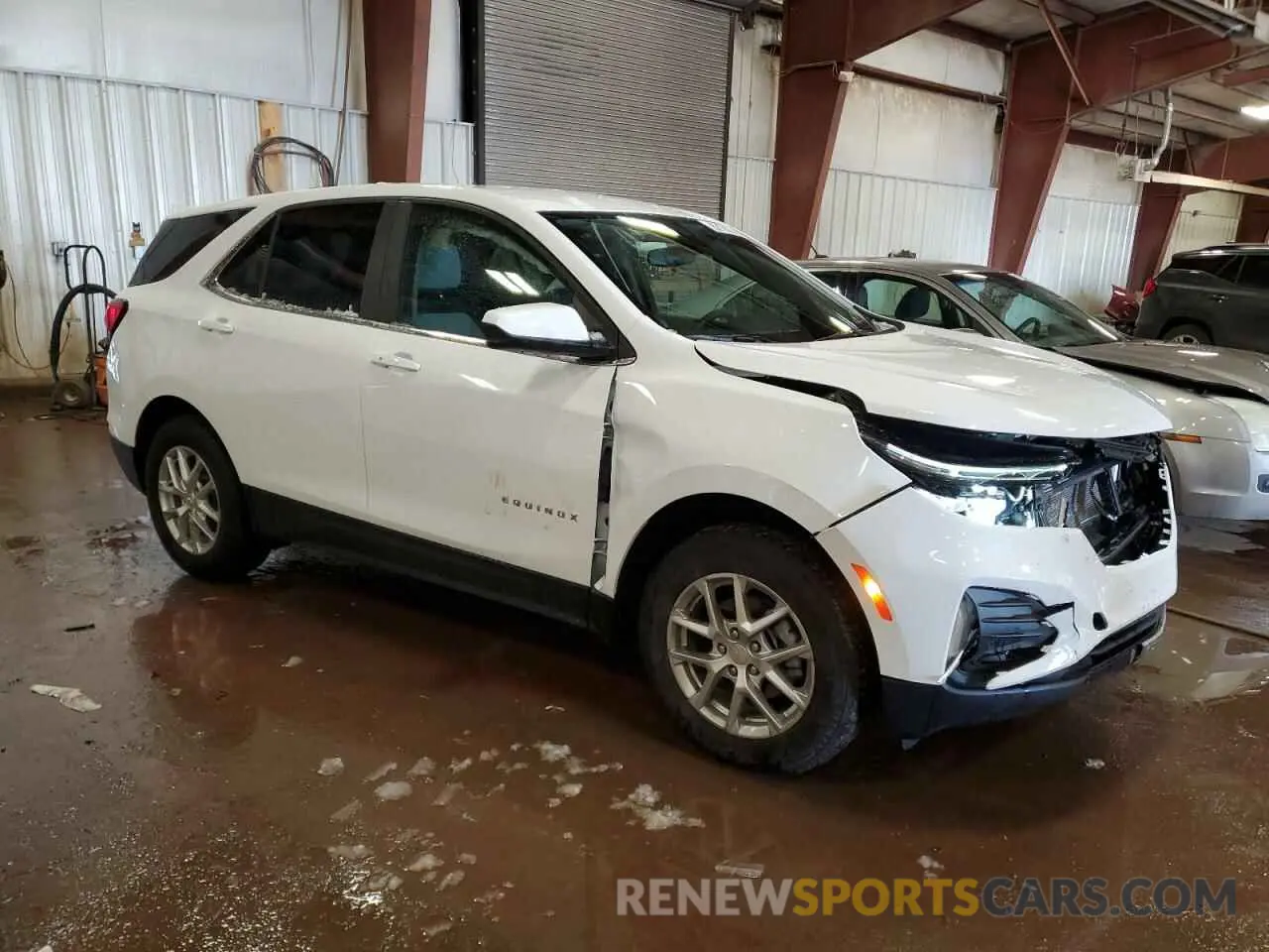 4 Photograph of a damaged car 3GNAXUEG1RL321954 CHEVROLET EQUINOX 2024