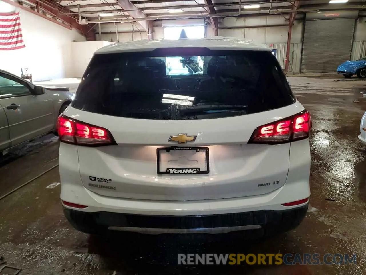 6 Photograph of a damaged car 3GNAXUEG1RL321954 CHEVROLET EQUINOX 2024