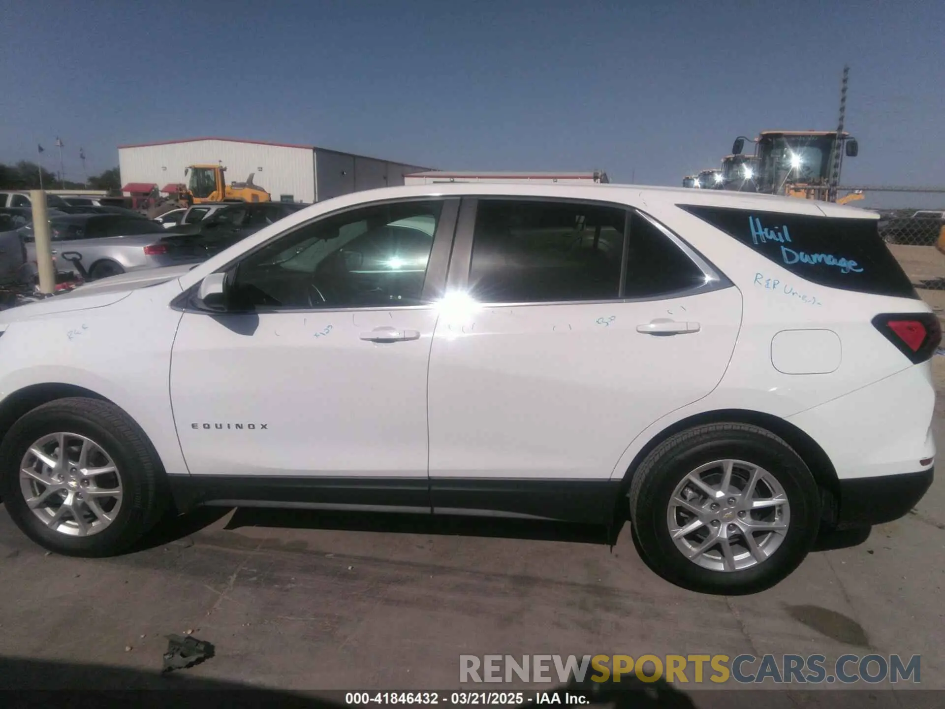 15 Photograph of a damaged car 3GNAXUEG1RL341105 CHEVROLET EQUINOX 2024