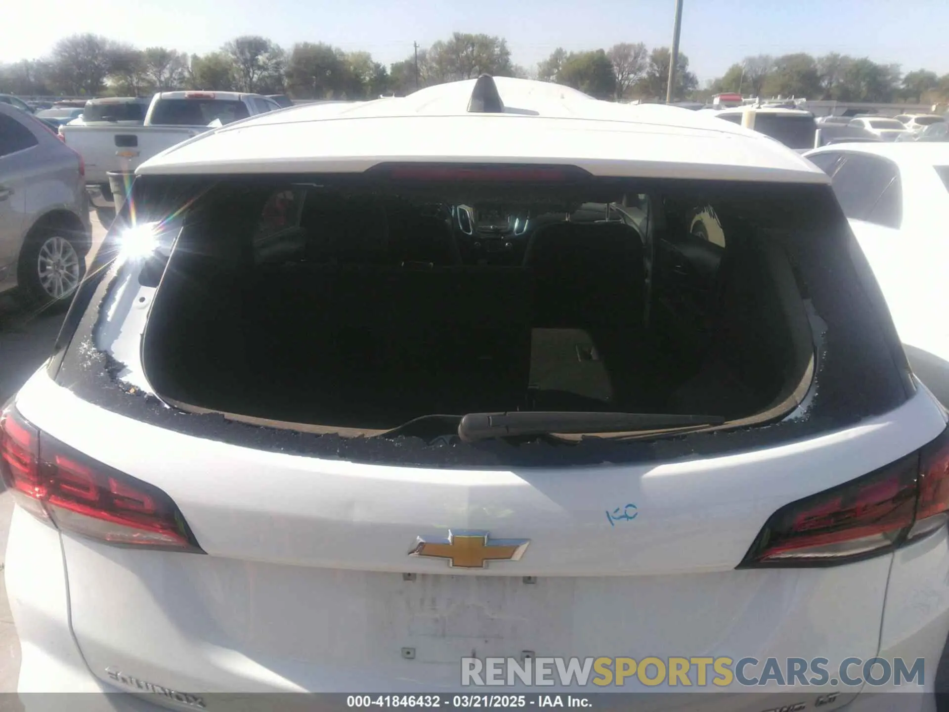6 Photograph of a damaged car 3GNAXUEG1RL341105 CHEVROLET EQUINOX 2024