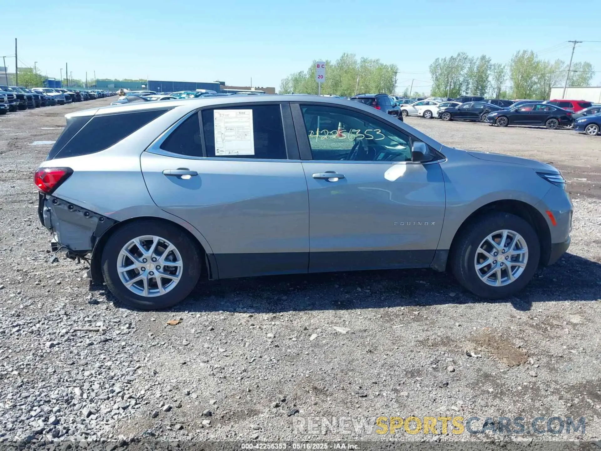 13 Photograph of a damaged car 3GNAXUEG1RS142240 CHEVROLET EQUINOX 2024