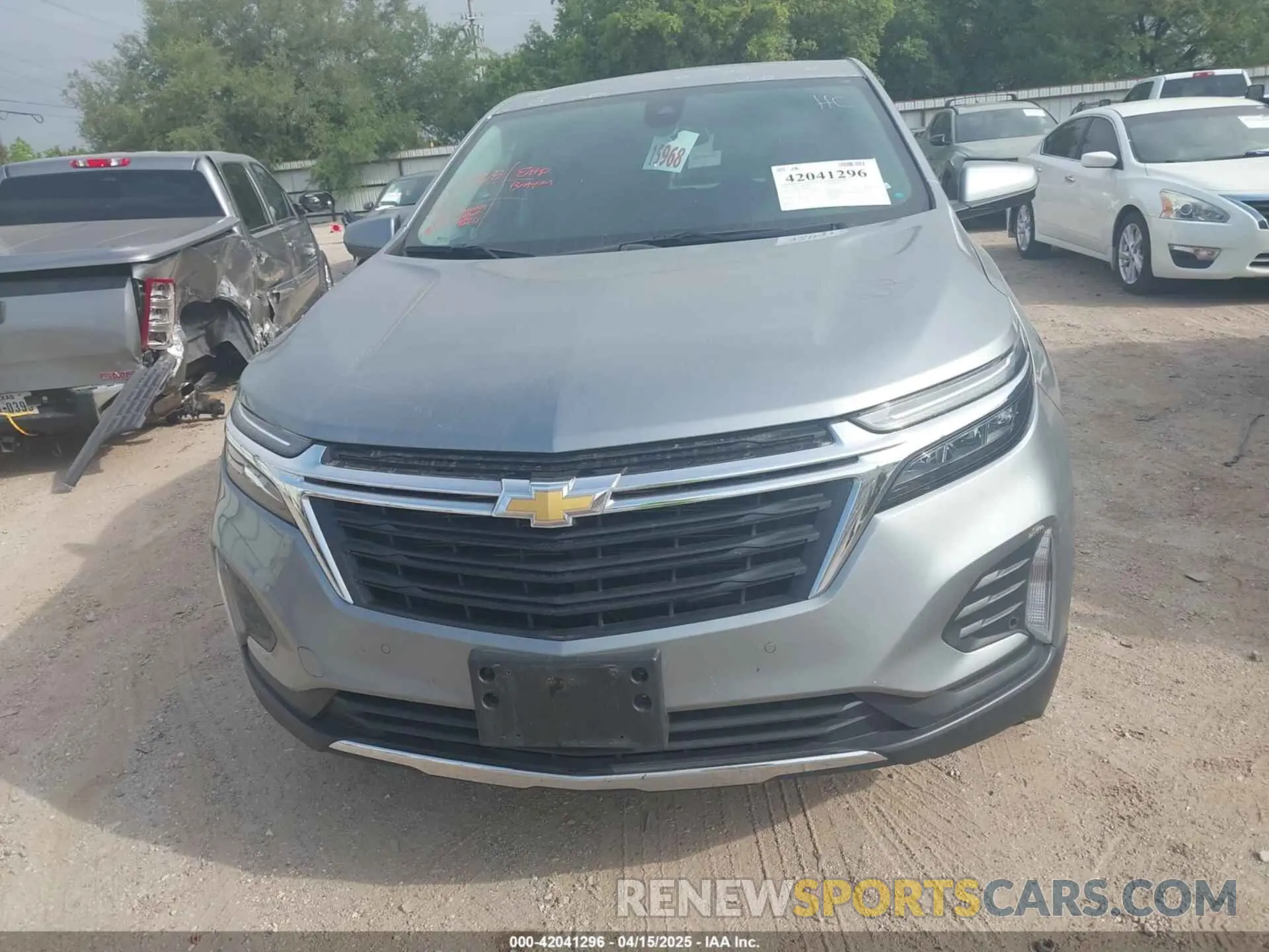 12 Photograph of a damaged car 3GNAXUEG1RS182754 CHEVROLET EQUINOX 2024