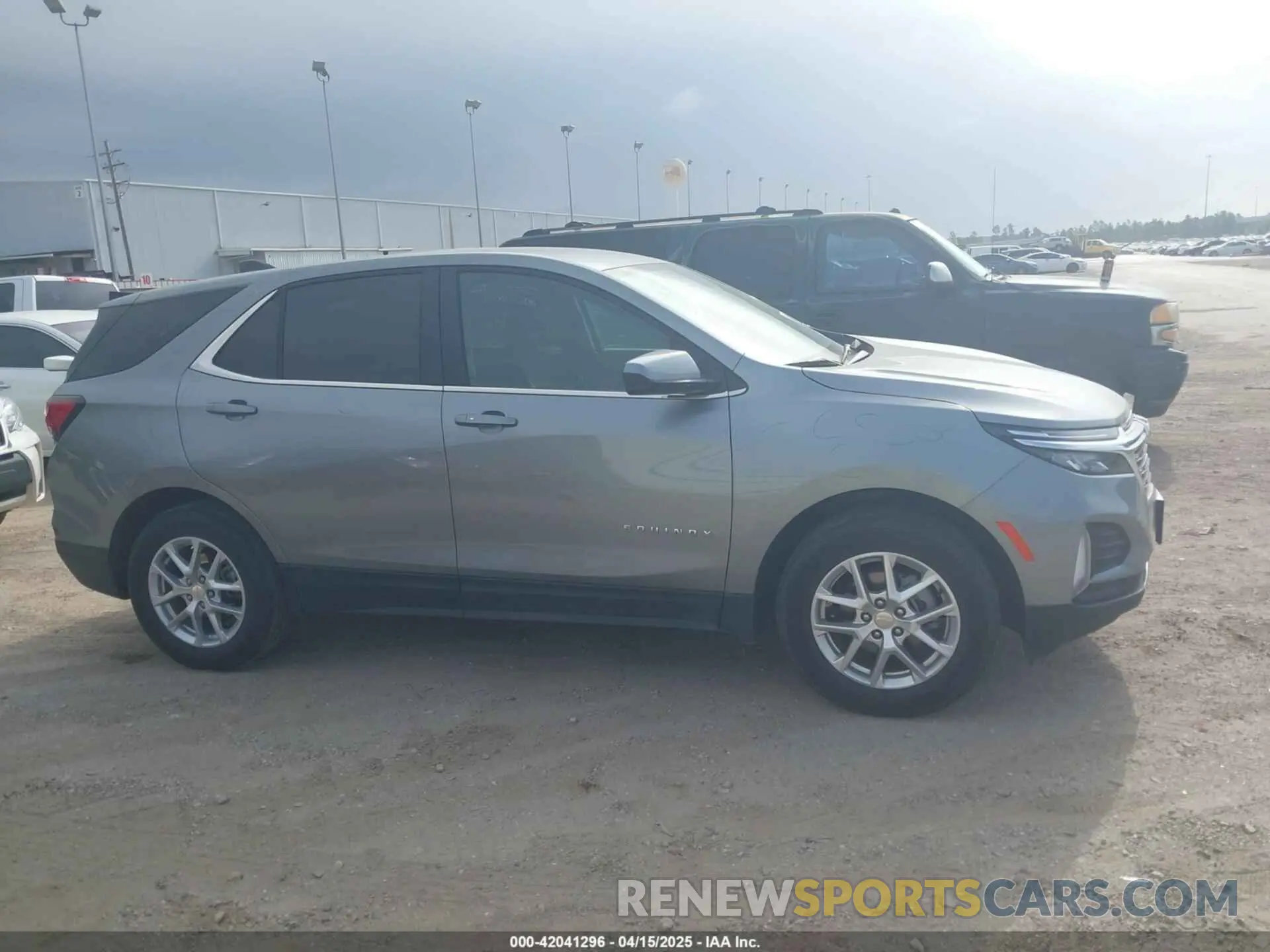 13 Photograph of a damaged car 3GNAXUEG1RS182754 CHEVROLET EQUINOX 2024